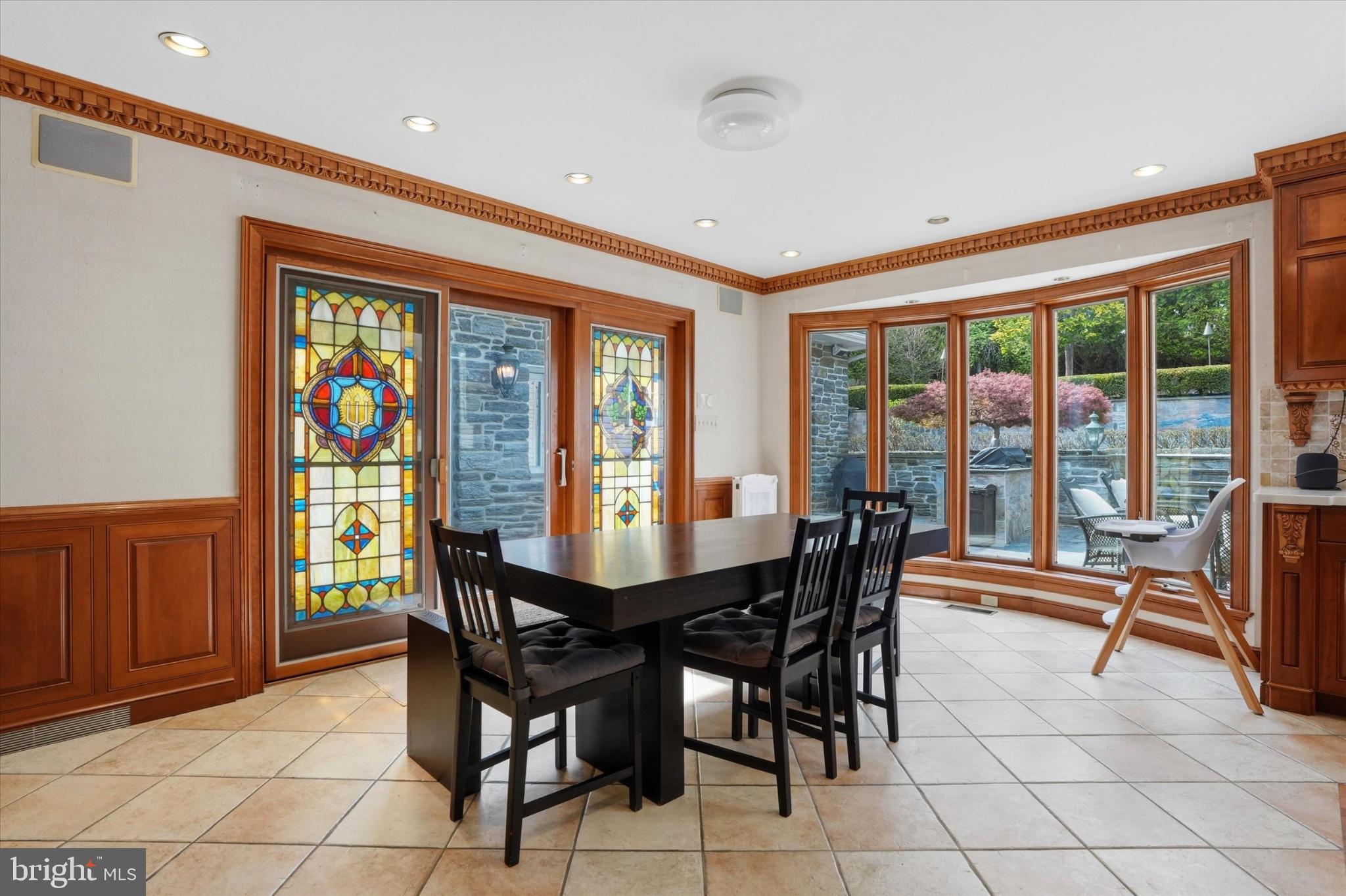 MOUNT EYRE MANOR - Residential