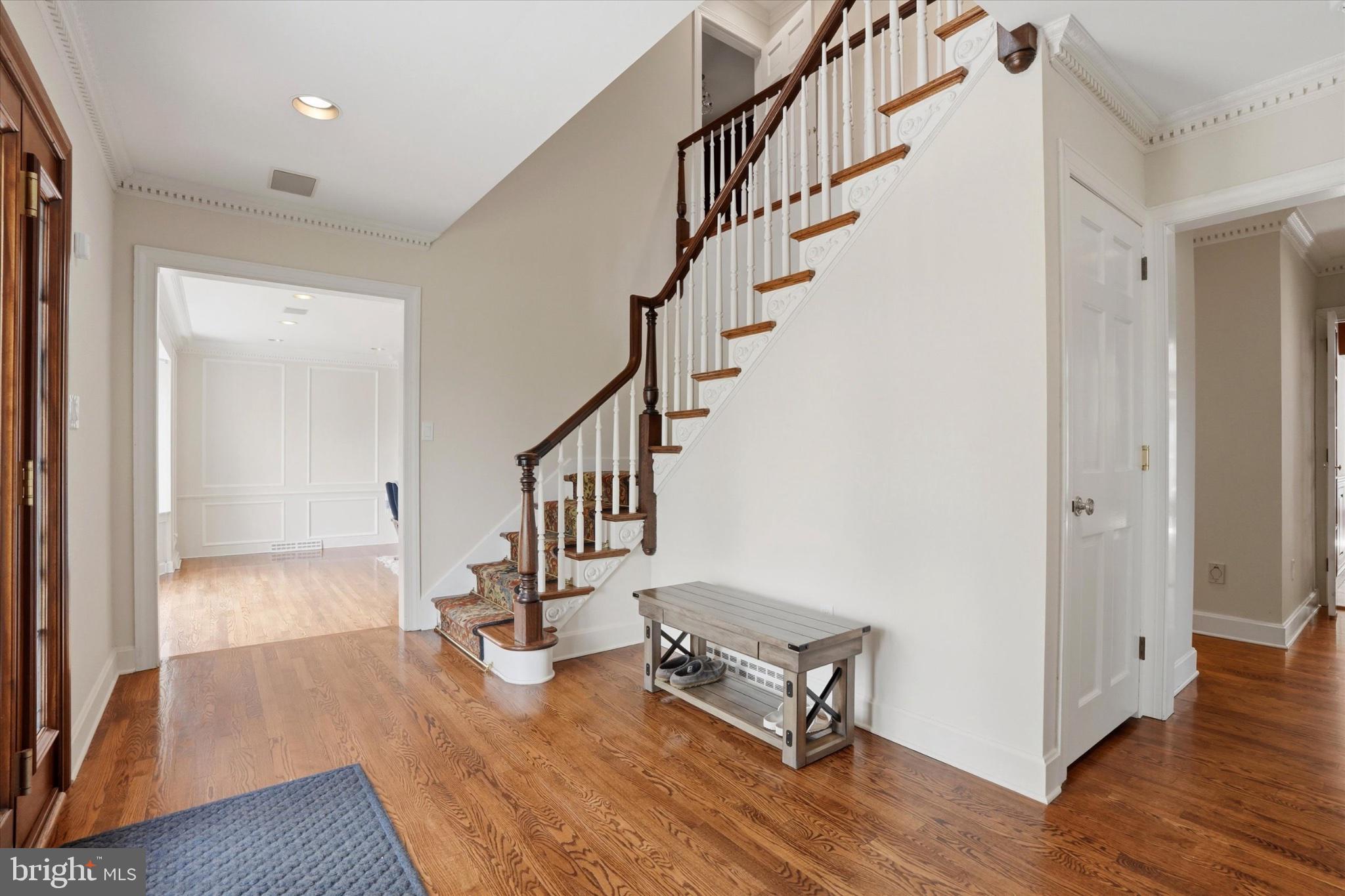 MOUNT EYRE MANOR - Residential