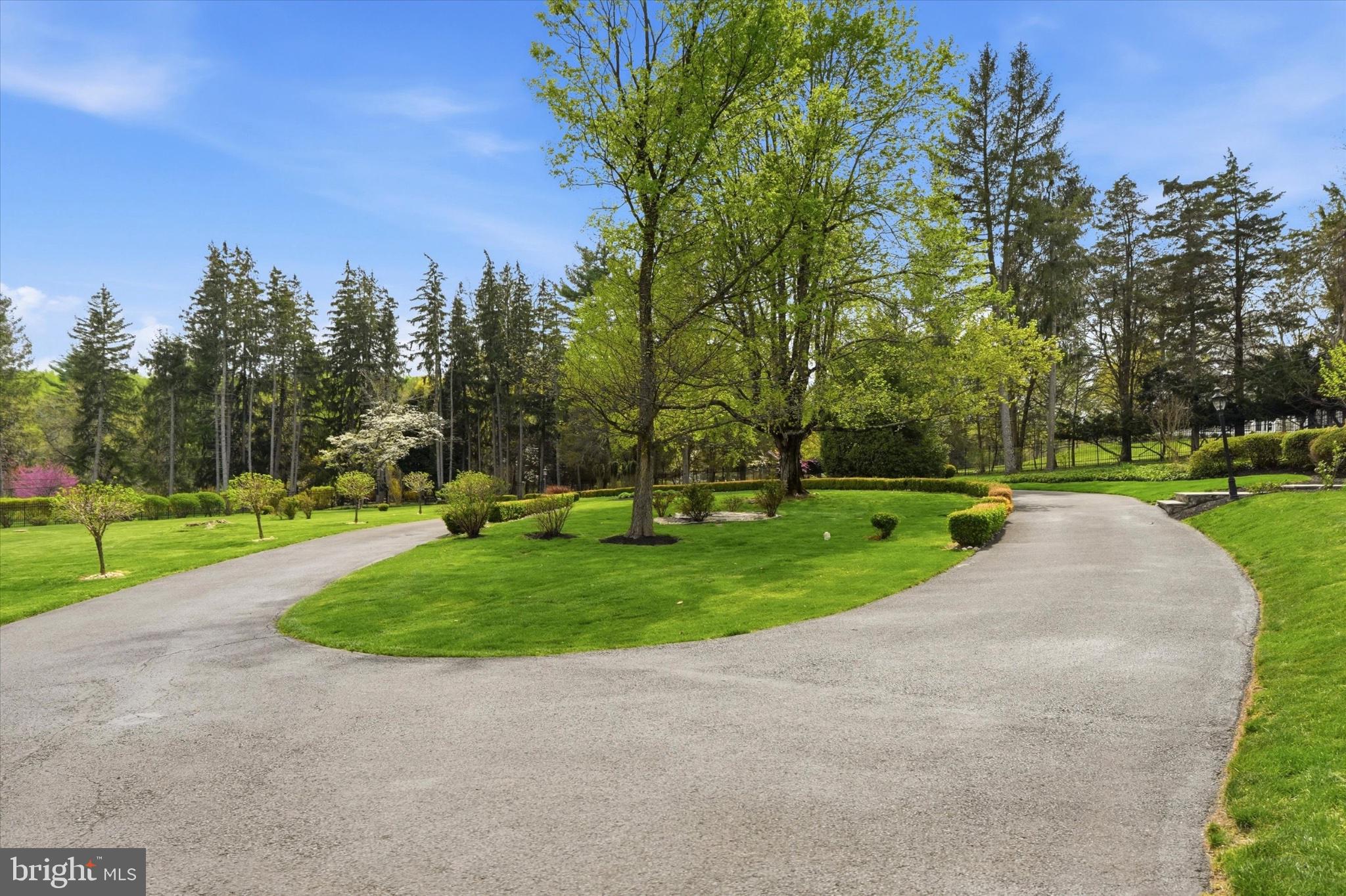 MOUNT EYRE MANOR - Residential