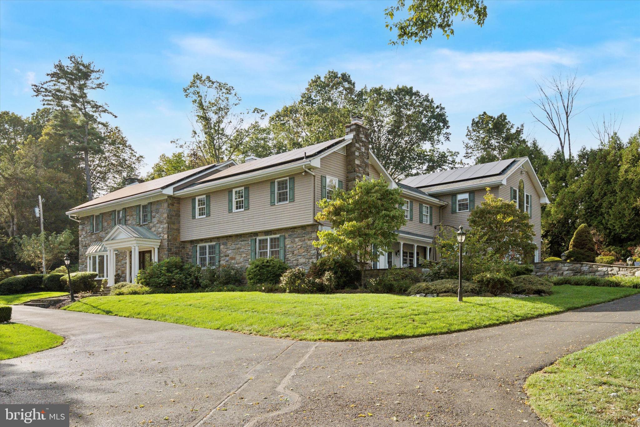 MOUNT EYRE MANOR - Residential