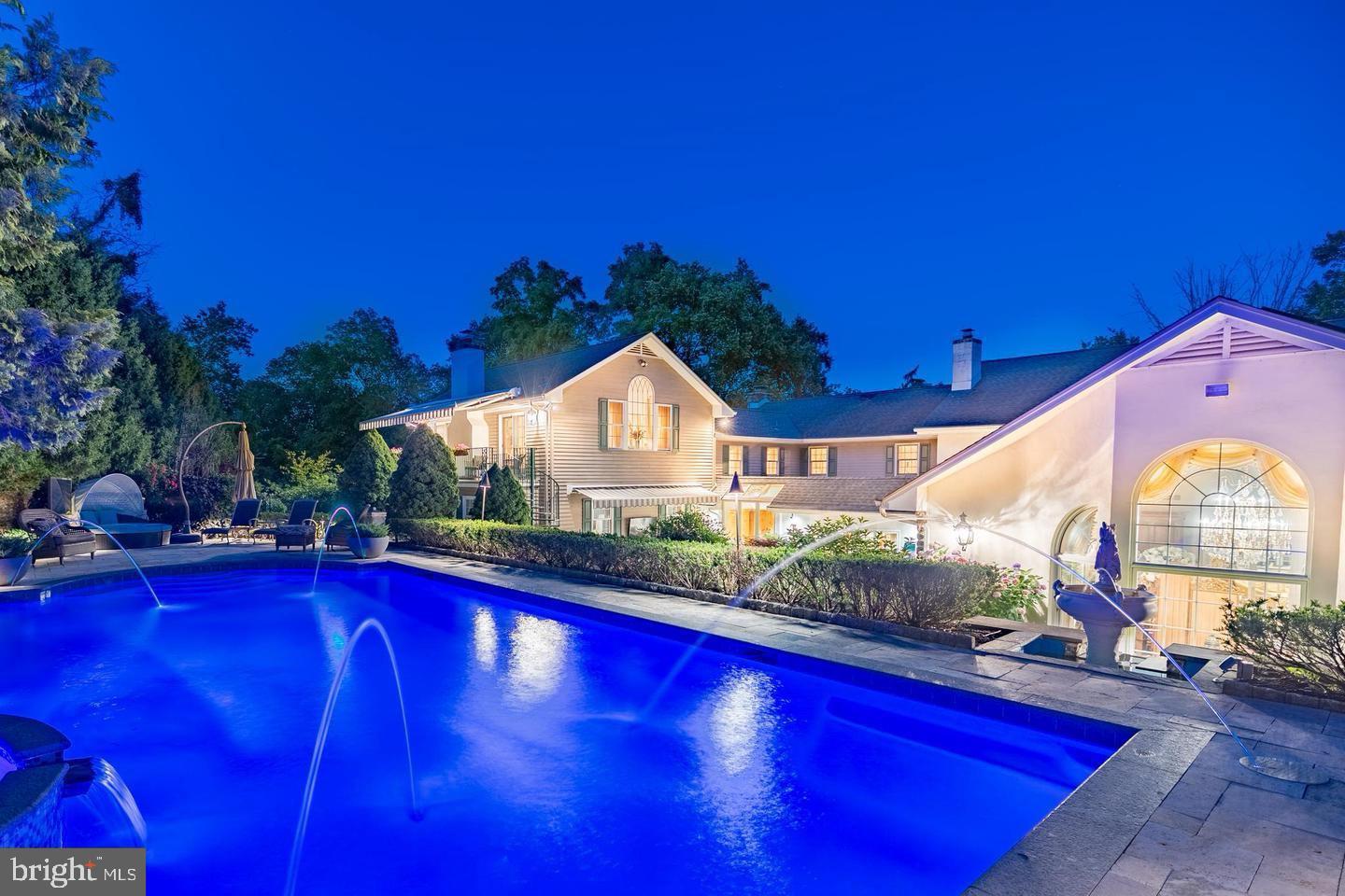 MOUNT EYRE MANOR - Residential