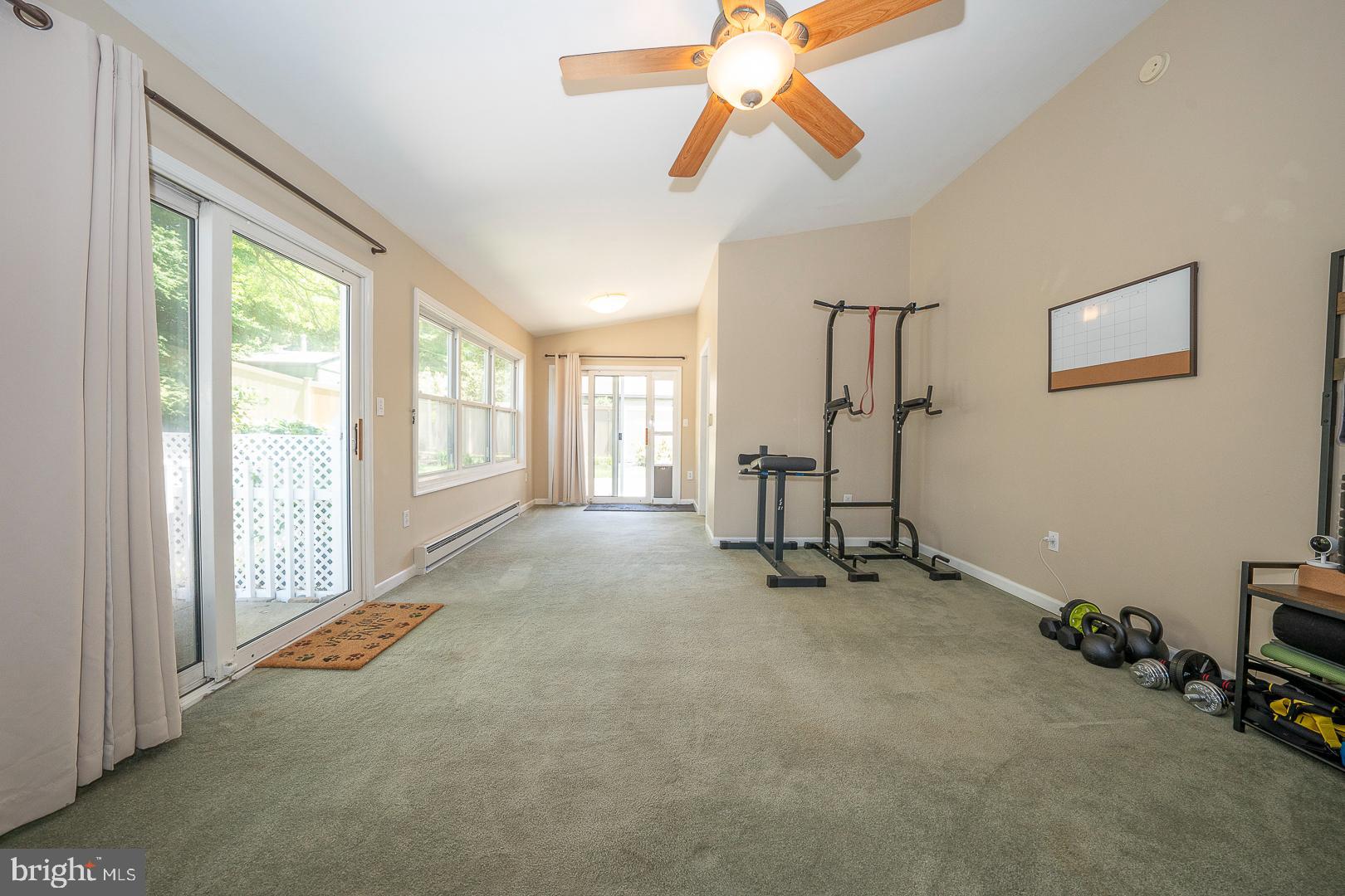 WILLOW GROVE - Residential