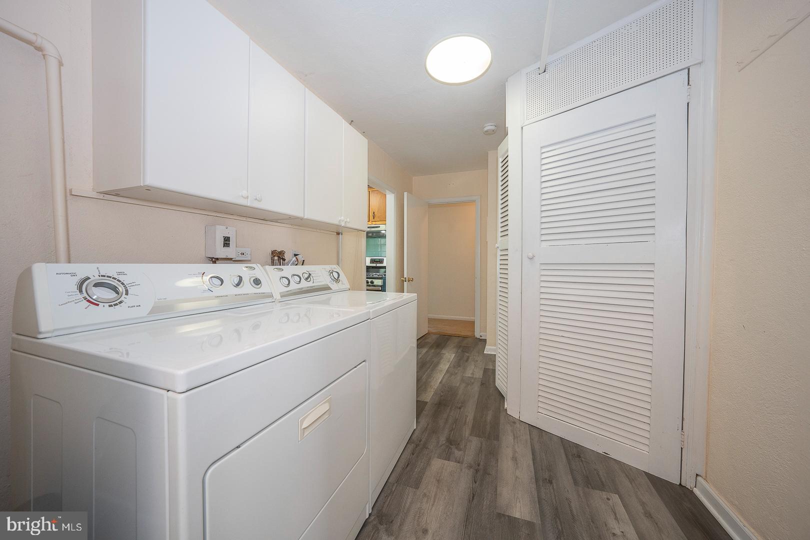 WILLOW GROVE - Residential