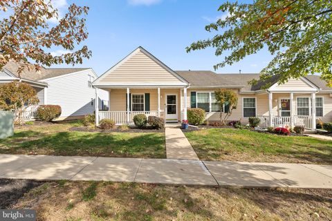 Photo of 1536 Glasgow Street #80, POTTSTOWN, PA 19464 (MLS # PAMC2159808) Photo of 1536 Glasgow Street #80, POTTSTOWN, PA 19464 (MLS # PAMC2159808)