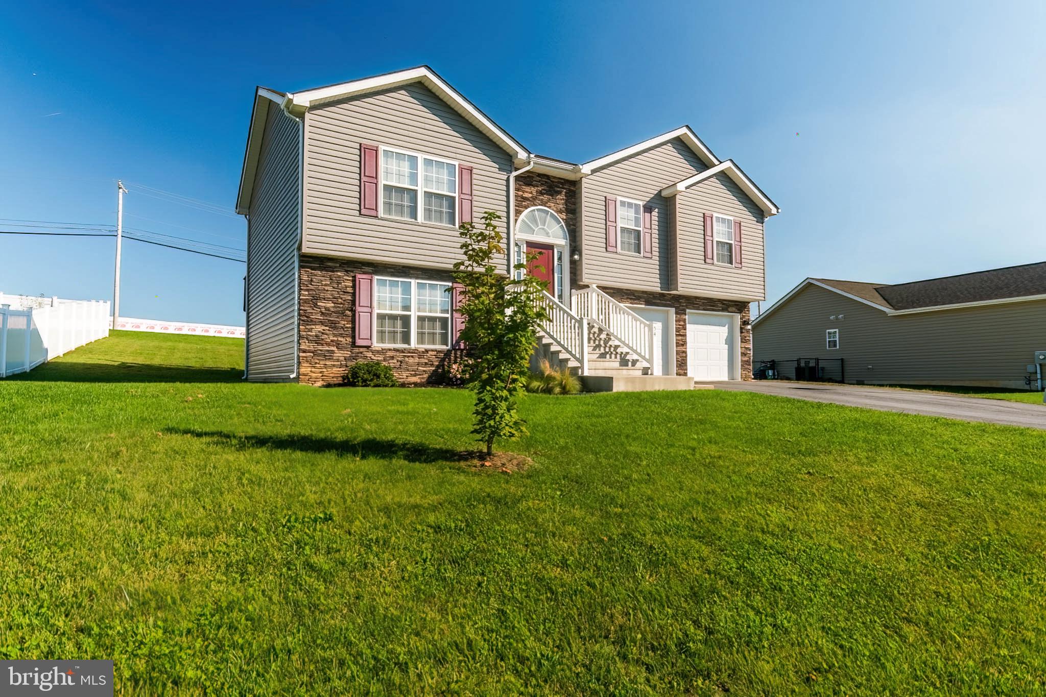 DO YOU HAVE A NEW HOME ON YOUR CHRISTMAS WISH LIST? Look at this well maintained 4 Bed/3 Full Bath Split Foyer in Butlers Bridge. Great Location! Minutes to I81, Farmer's Market, Black Draft Farm, shopping and restaurants. Home is just 5 yrs old and constructed with 2x6 Energy efficient construction. Main level has an open floor plan with vaulted ceilings, kitchen with upgraded stainless steel appliances, pendant lighting over the island, granite countertops and dining area leading to the 10x12 deck. Finished lower level with an additional family room, 4th bedroom and a full bathroom. Large 2-car garage and driveway parking. Call TODAY to schedule your own private showing!