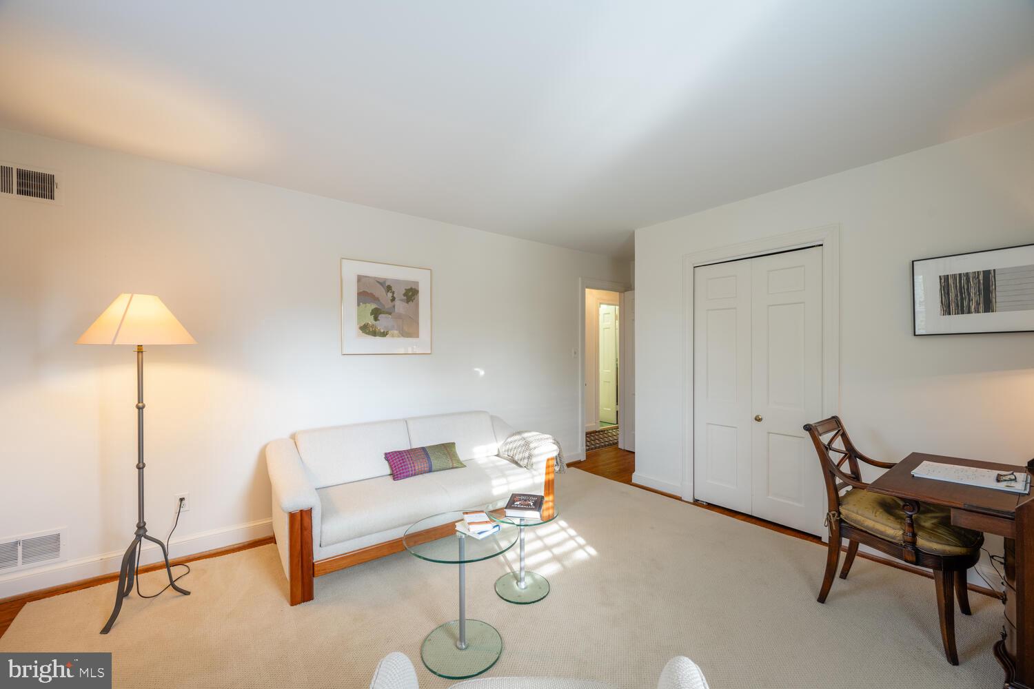 SEMINARY HILL - Residential