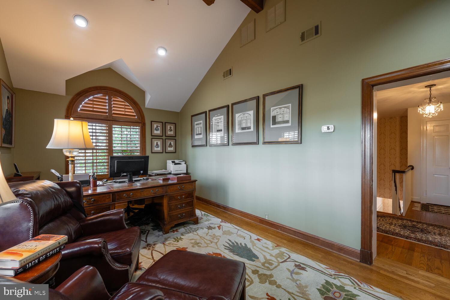 SEMINARY HILL - Residential