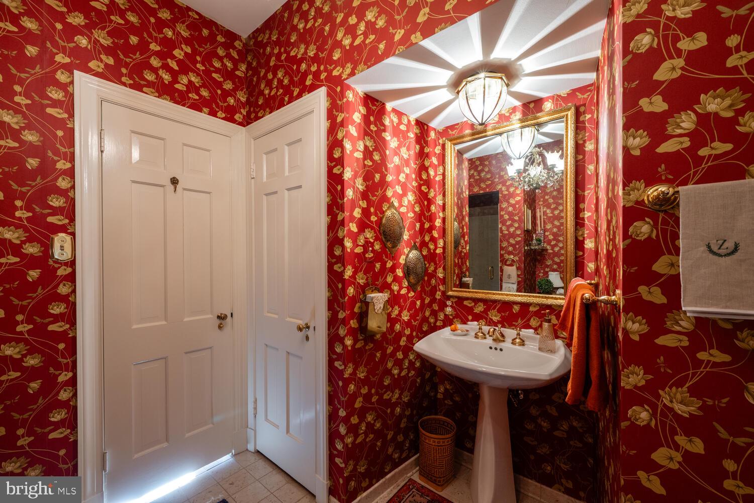 SEMINARY HILL - Residential