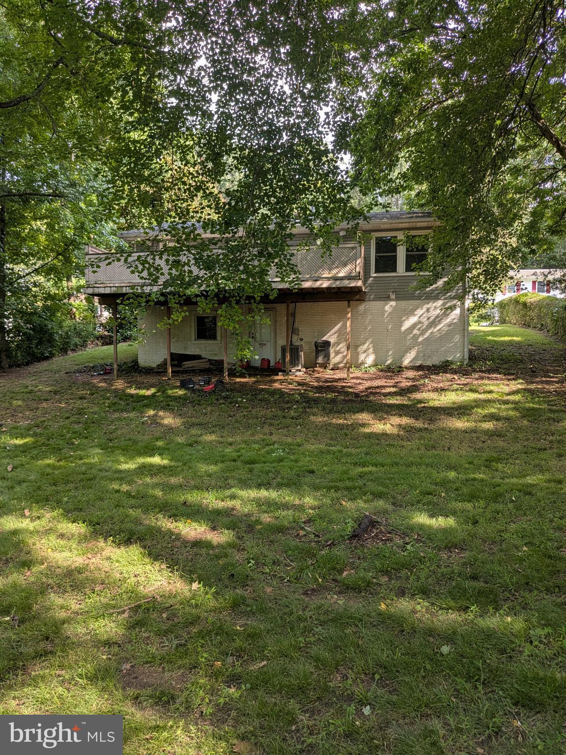 6964 HEATHER DRIVE