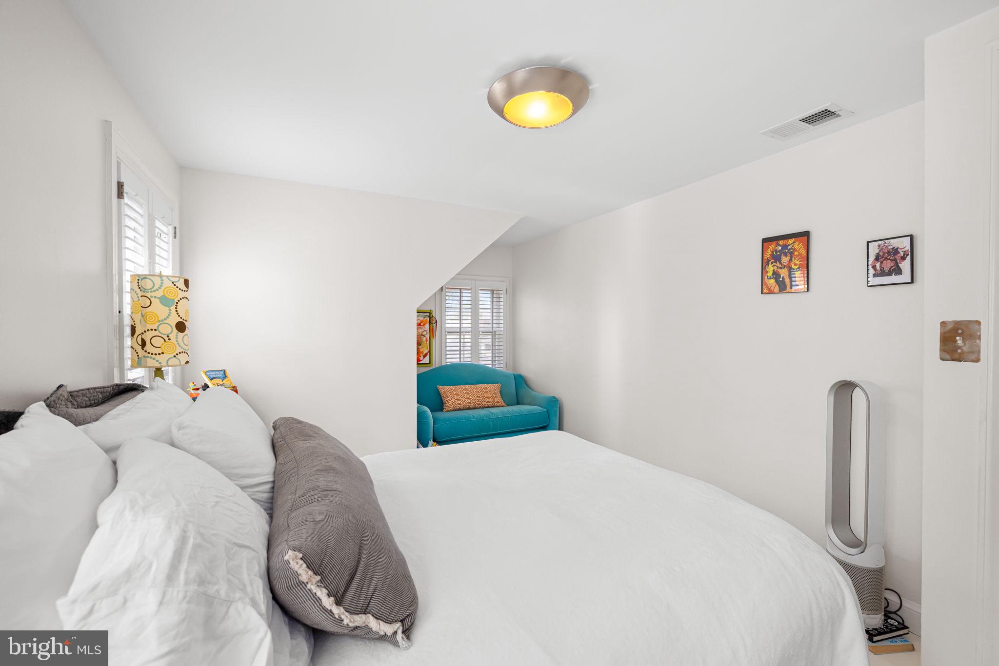 AURORA HILLS - Residential Lease