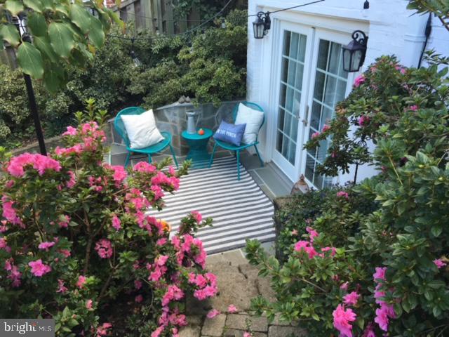 AURORA HILLS - Residential Lease