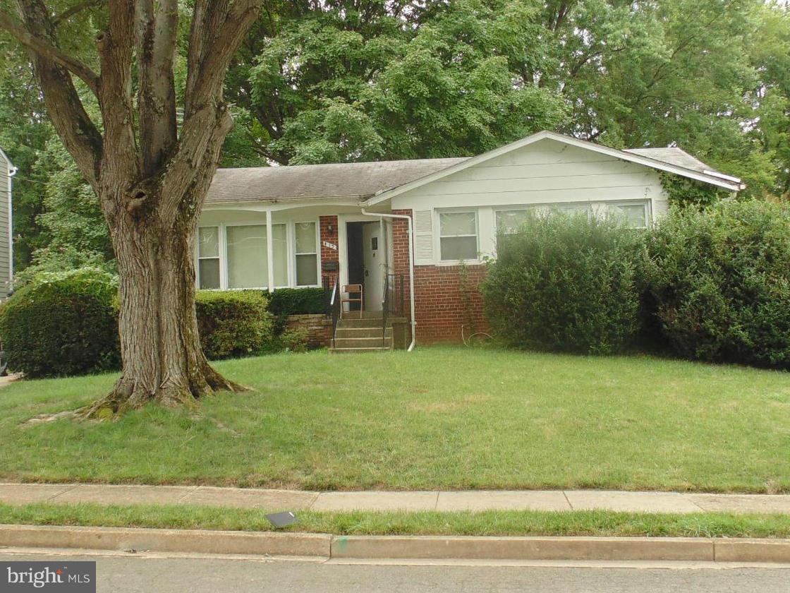 VIENNA WOODS - Residential