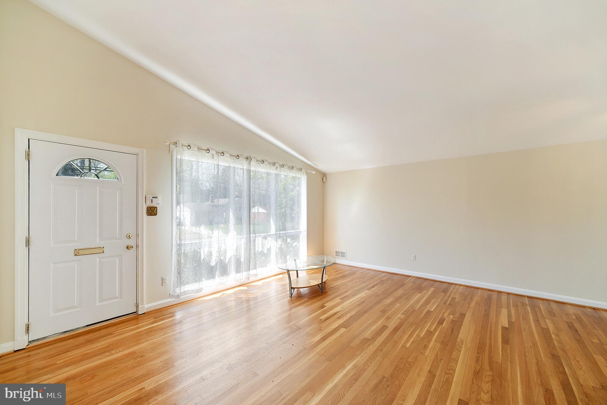 GREENWOOD KNOLLS - Residential