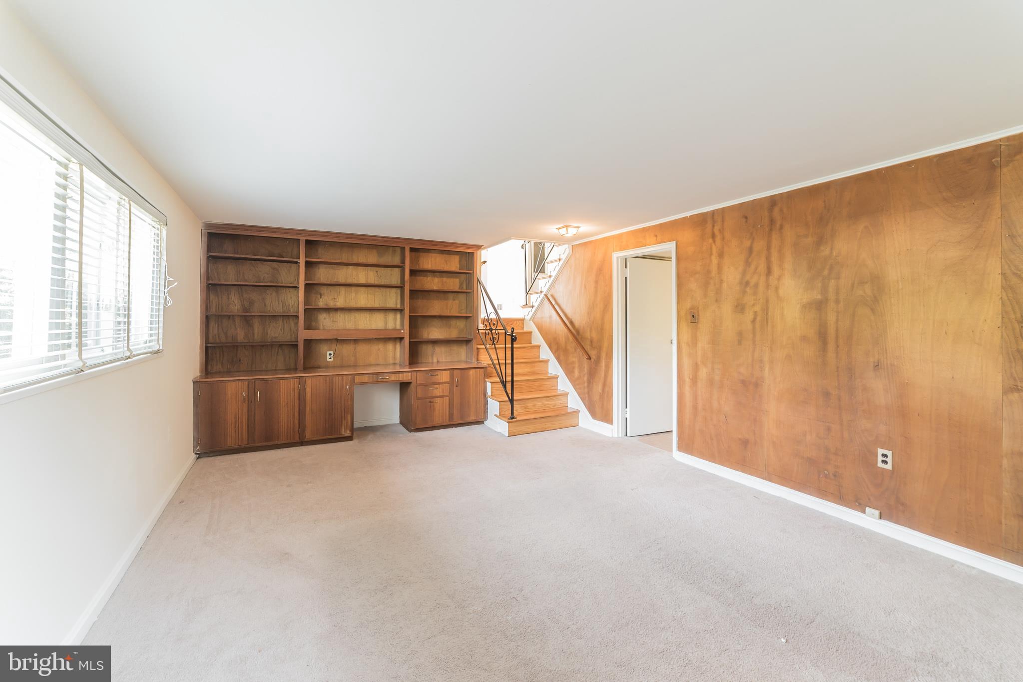 GREENWOOD KNOLLS - Residential