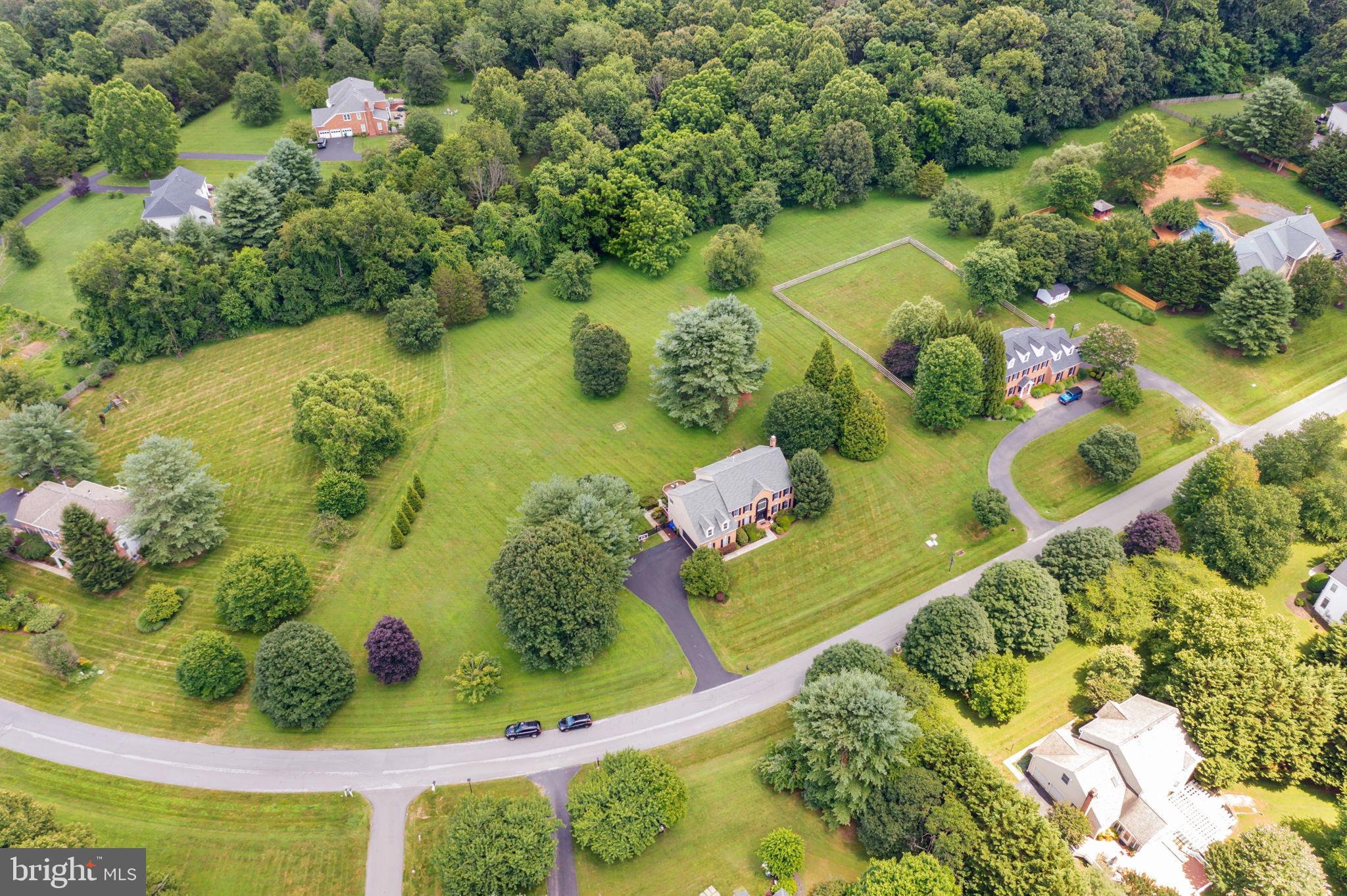 DARNESTOWN KNOLLS - Residential