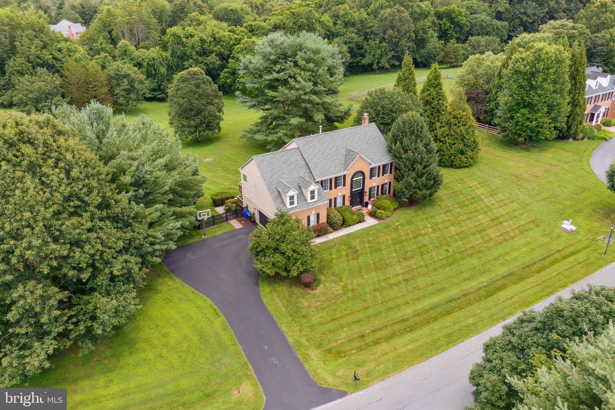 DARNESTOWN KNOLLS - Residential