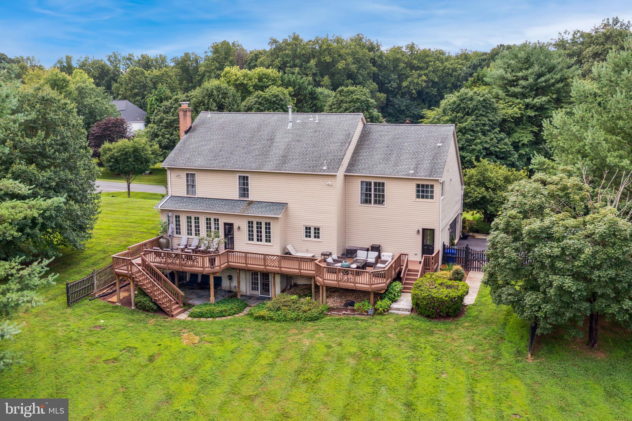 DARNESTOWN KNOLLS - Residential