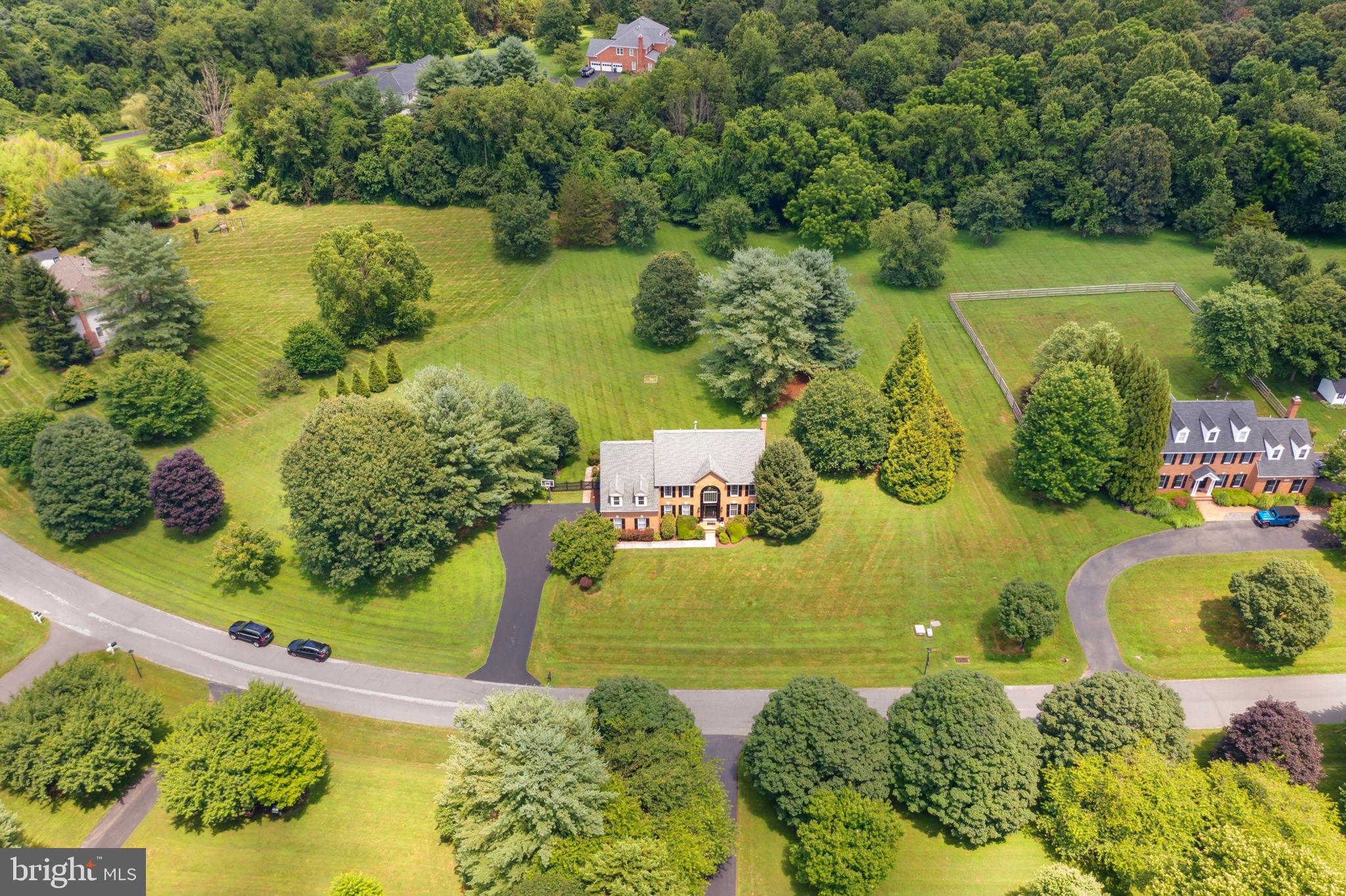 DARNESTOWN KNOLLS - Residential