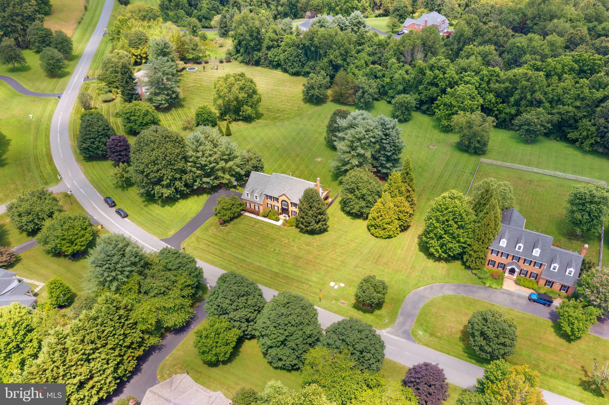 DARNESTOWN KNOLLS - Residential