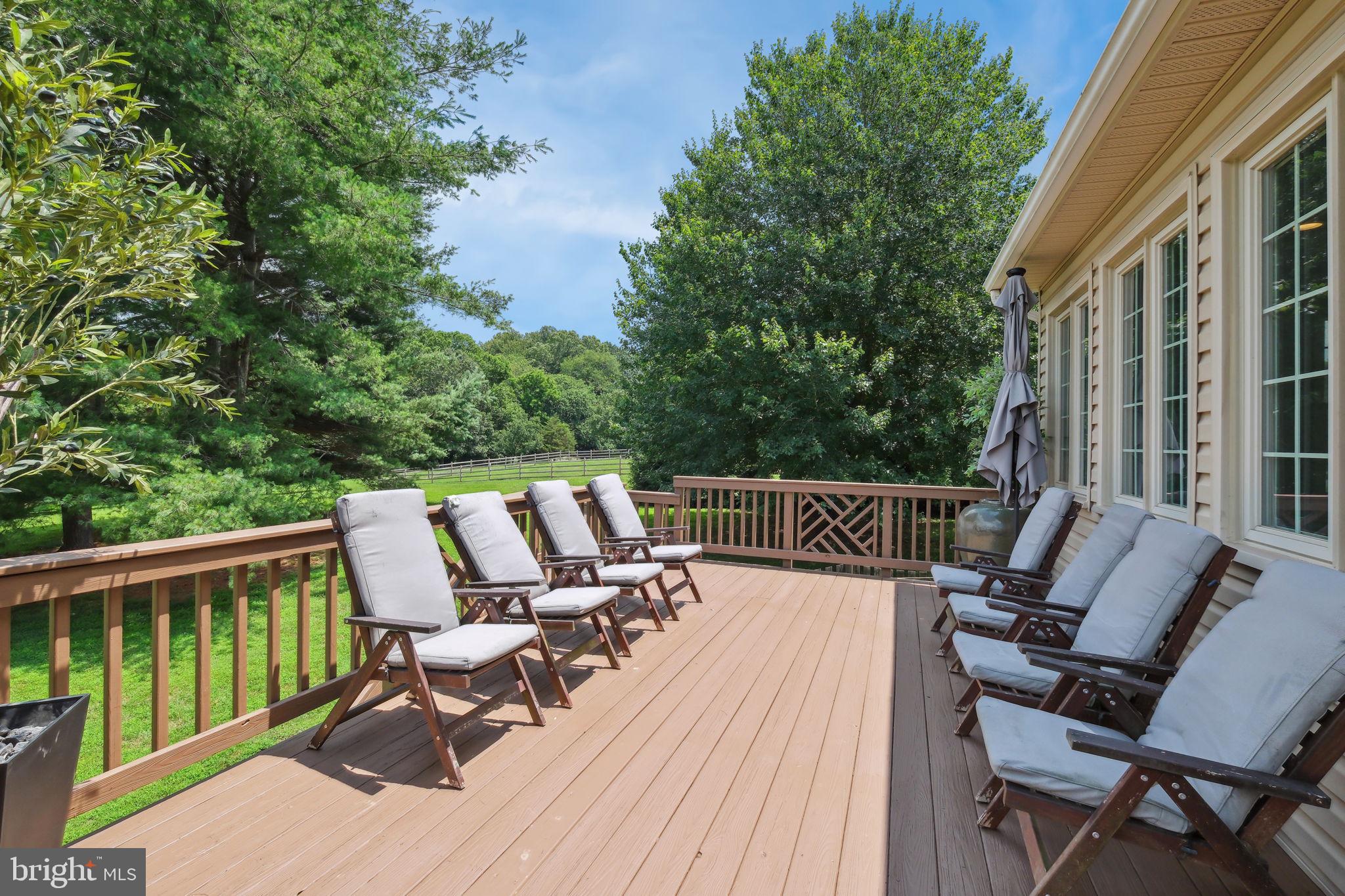 DARNESTOWN KNOLLS - Residential