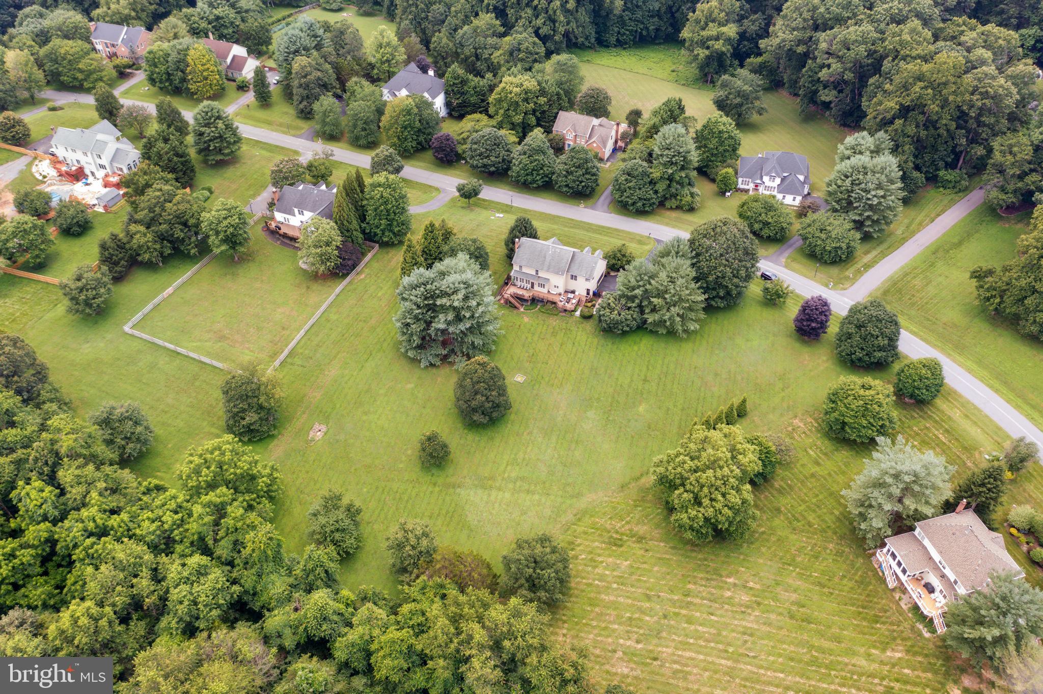 DARNESTOWN KNOLLS - Residential