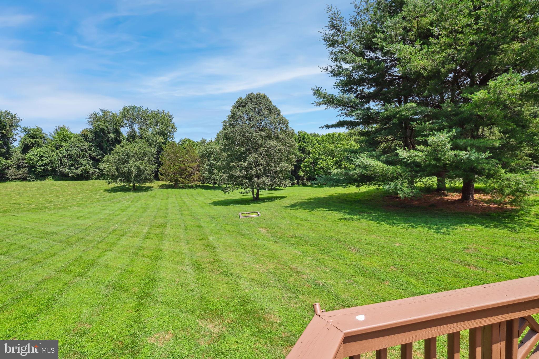 DARNESTOWN KNOLLS - Residential