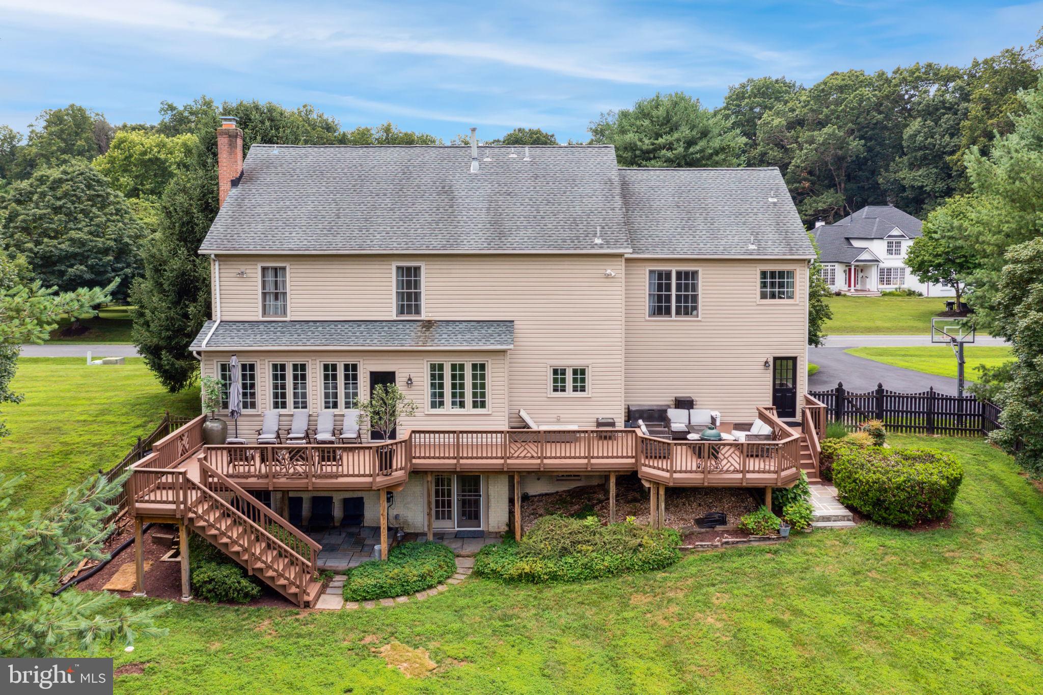 DARNESTOWN KNOLLS - Residential