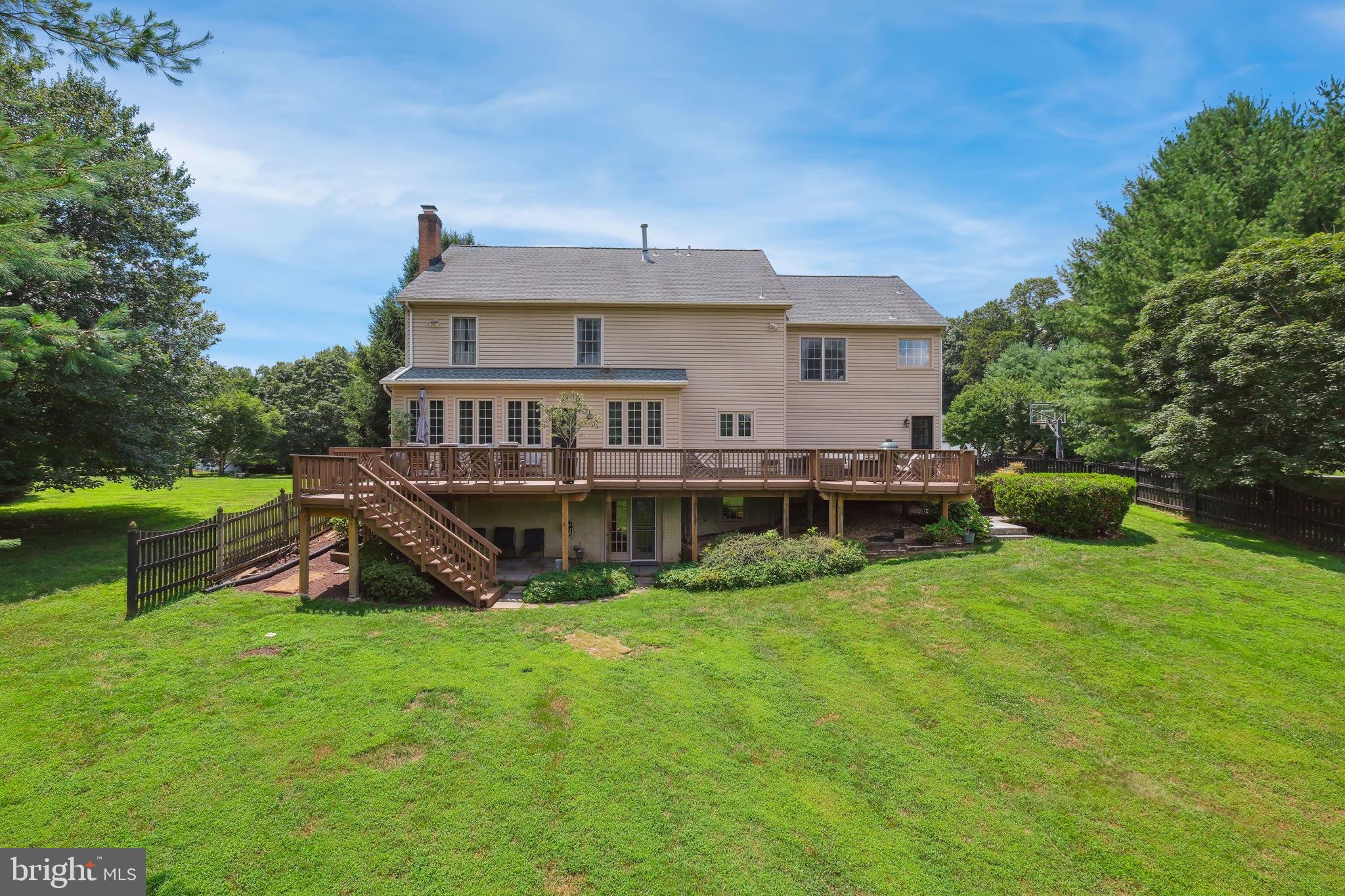 DARNESTOWN KNOLLS - Residential