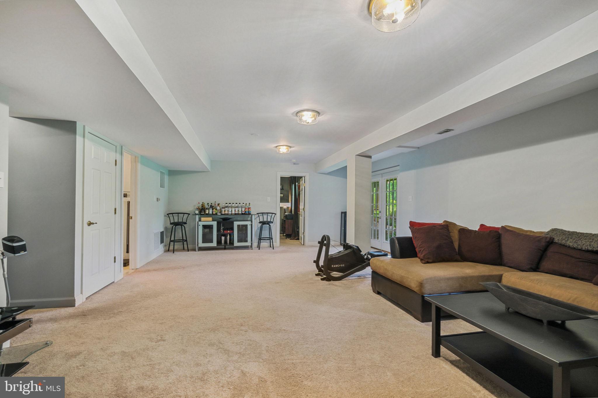 DARNESTOWN KNOLLS - Residential