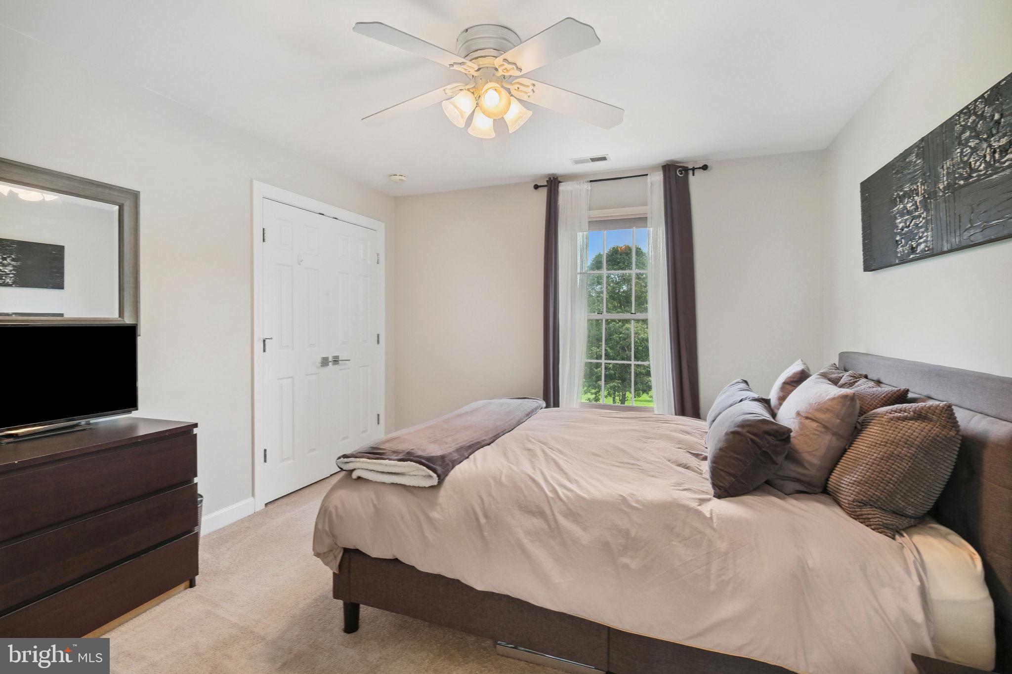 DARNESTOWN KNOLLS - Residential