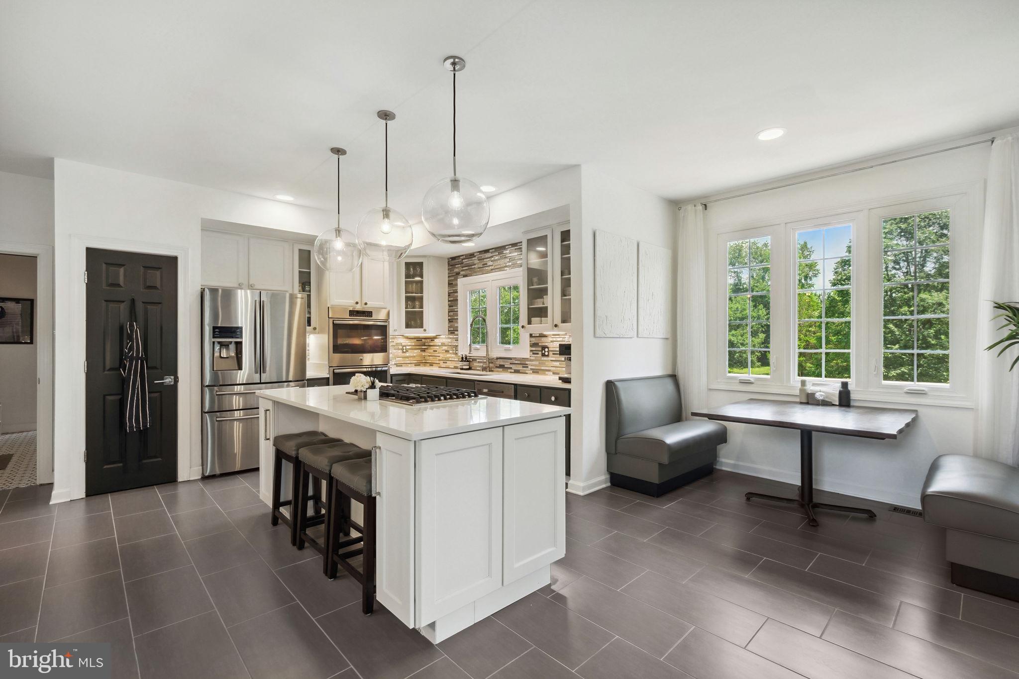 DARNESTOWN KNOLLS - Residential