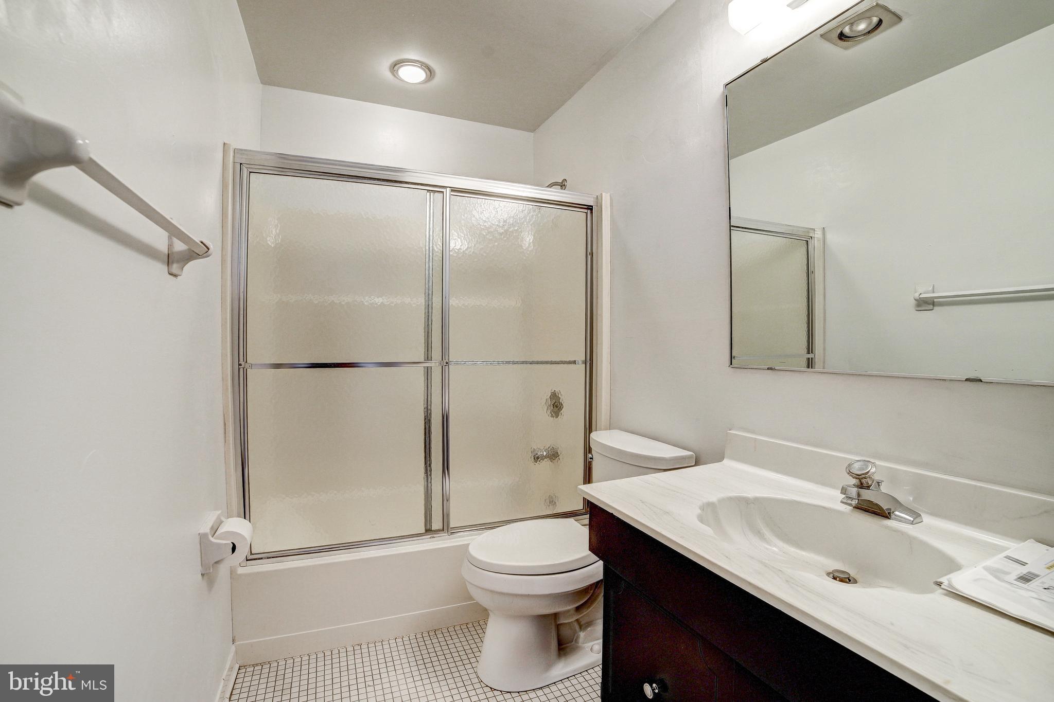 DULANEY TOWERS - Residential