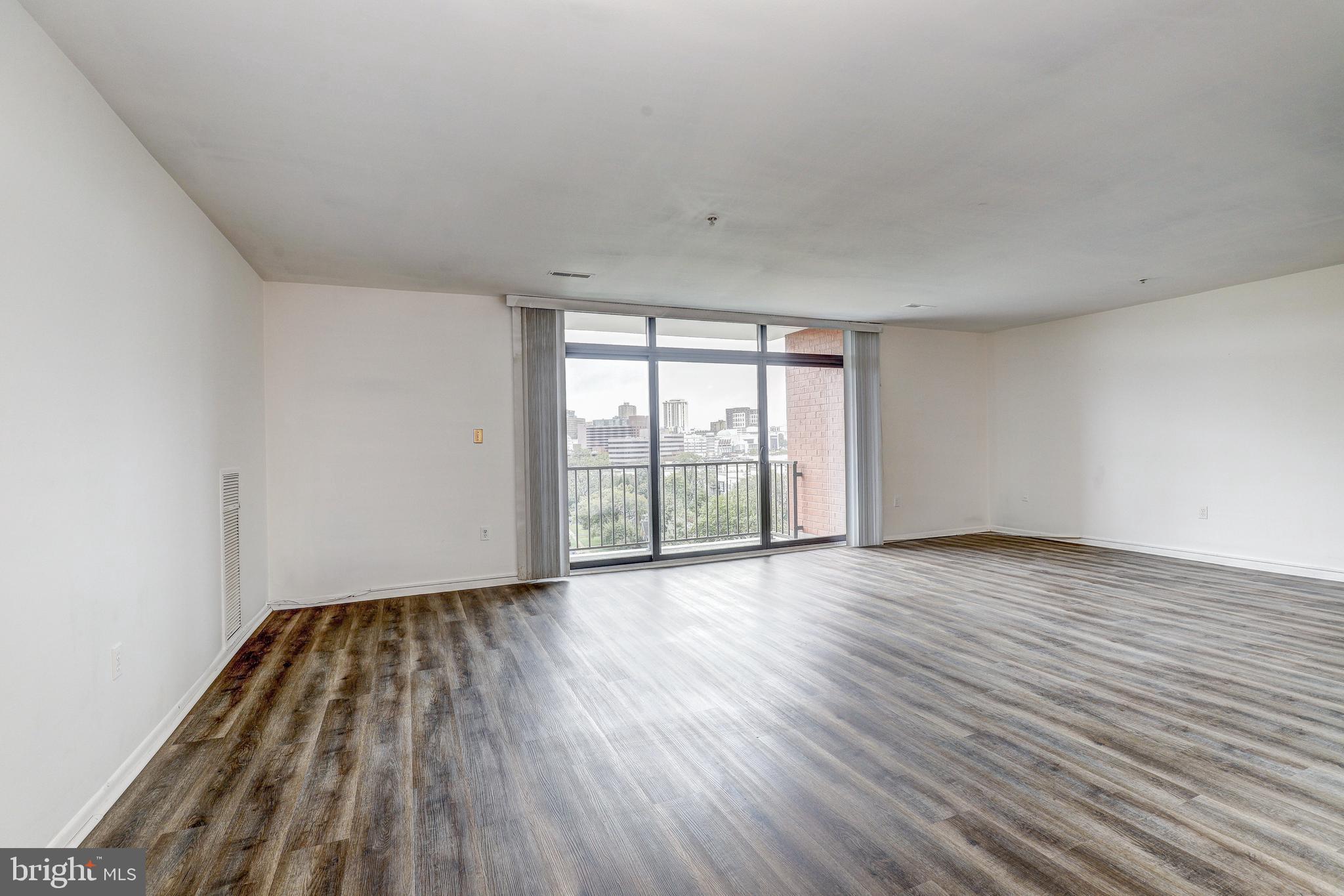 DULANEY TOWERS - Residential