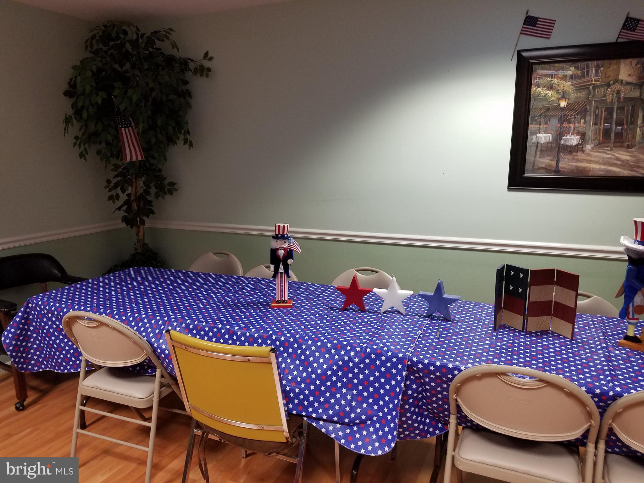 DULANEY TOWERS - Residential