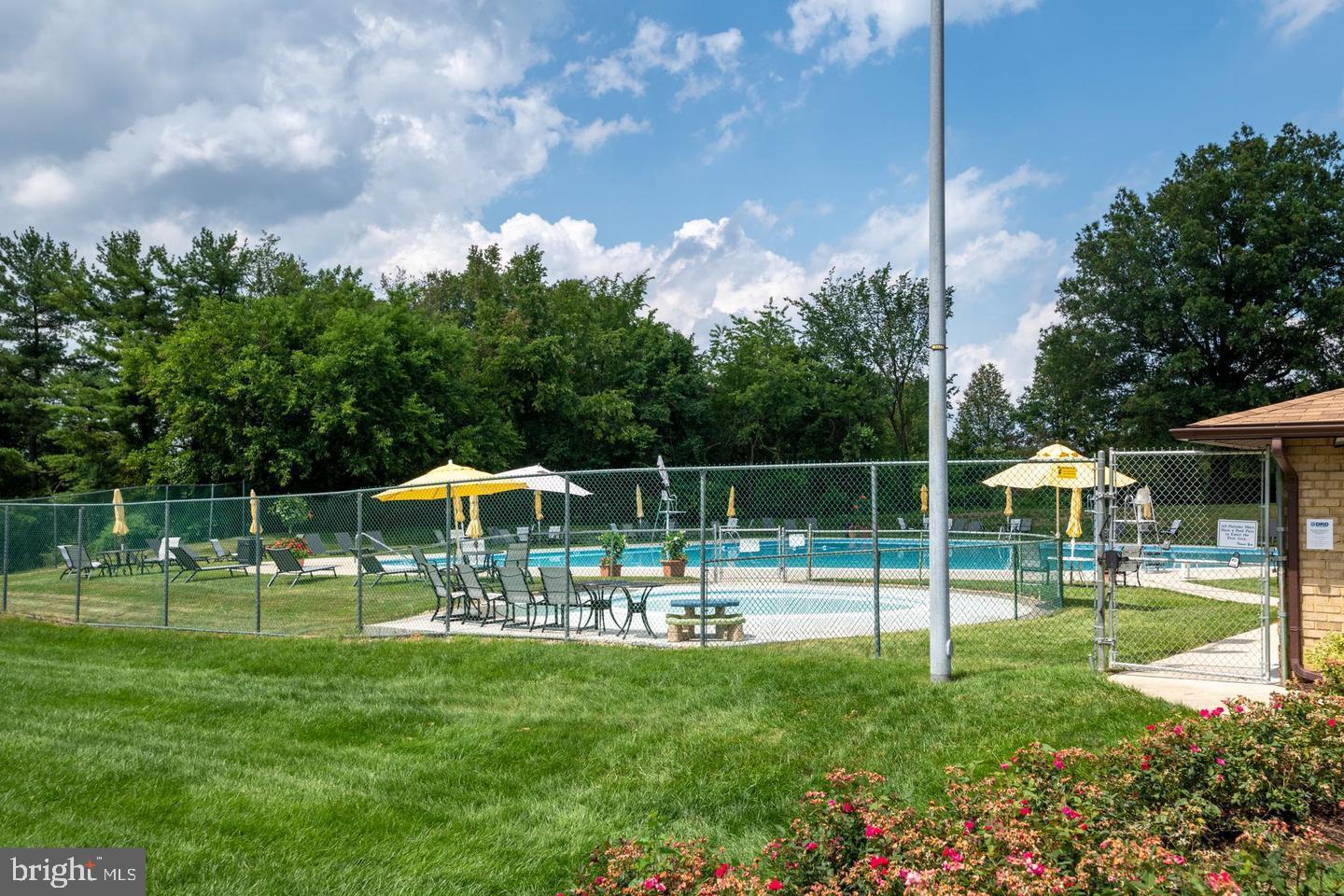 DULANEY TOWERS - Residential