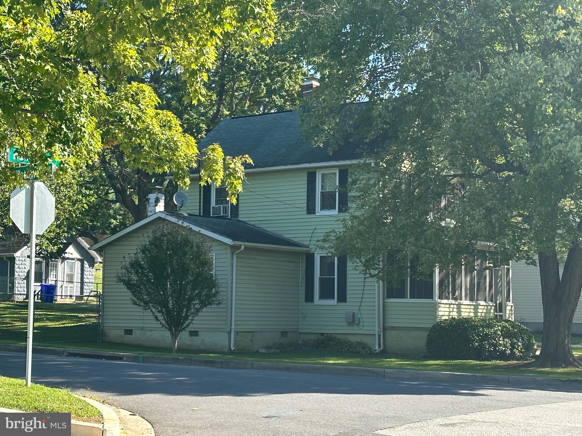 SAVAGE MEADOWS - Residential