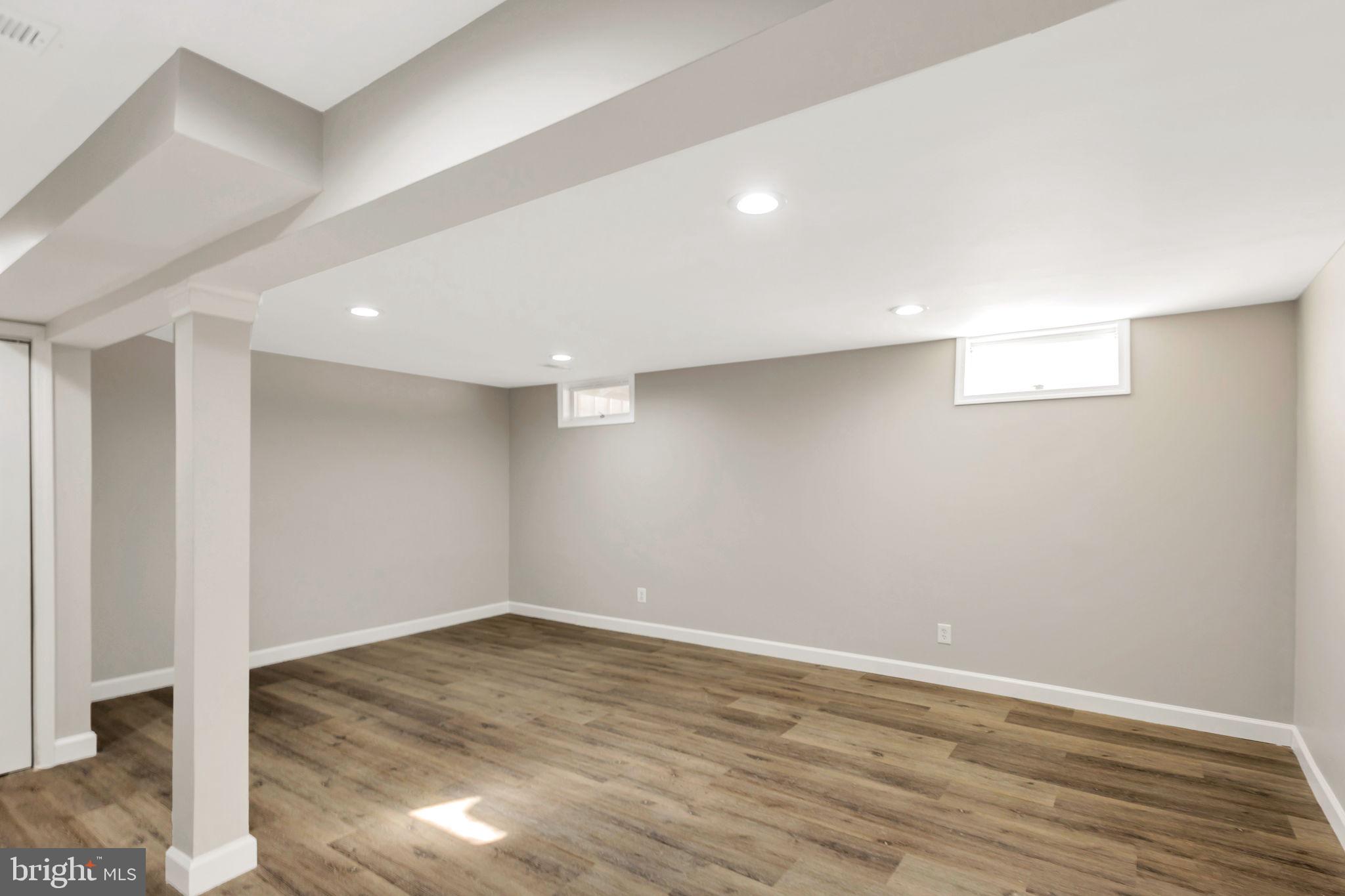 WORTHINGTON MEADOWS - Residential