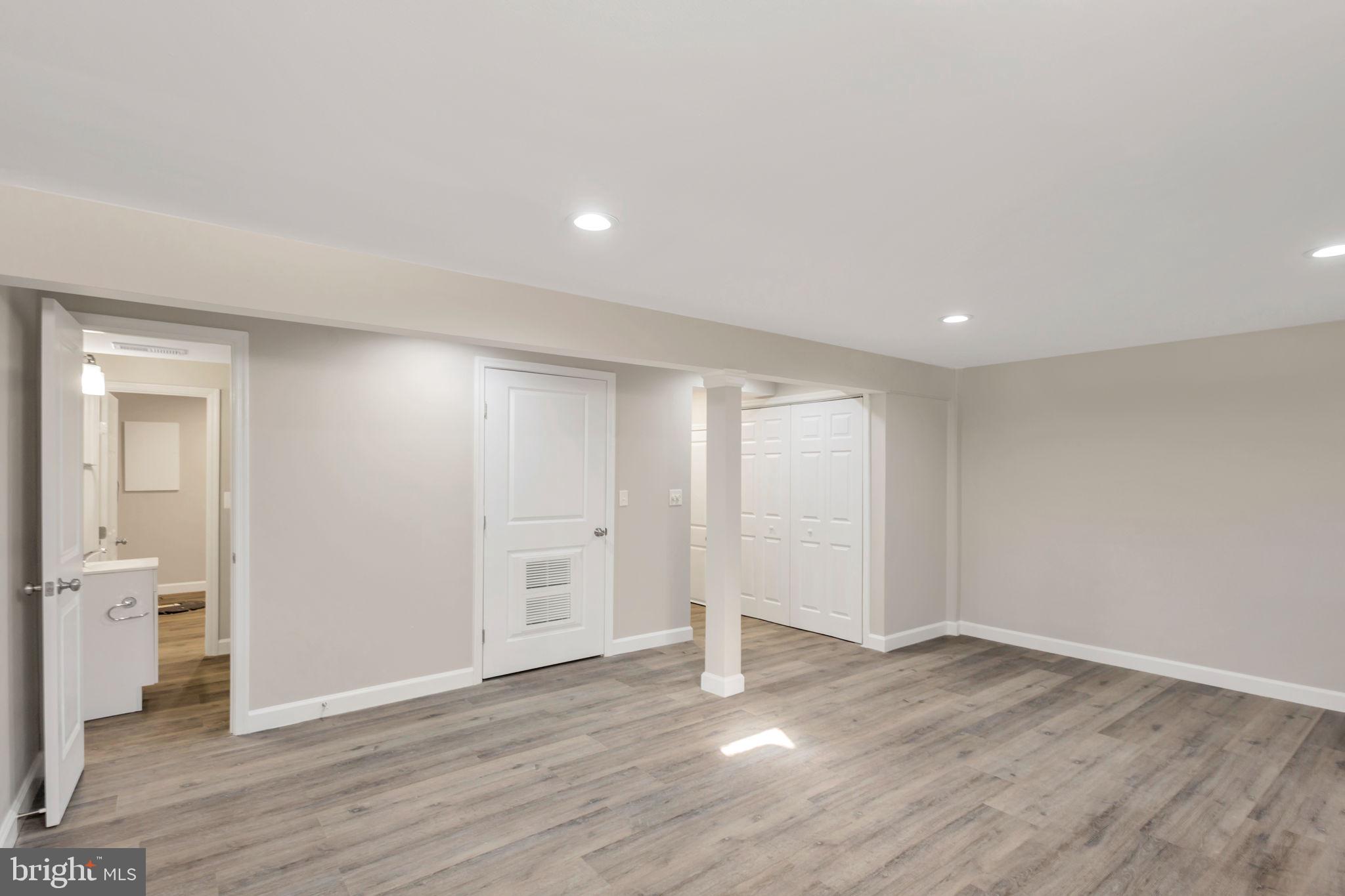 WORTHINGTON MEADOWS - Residential