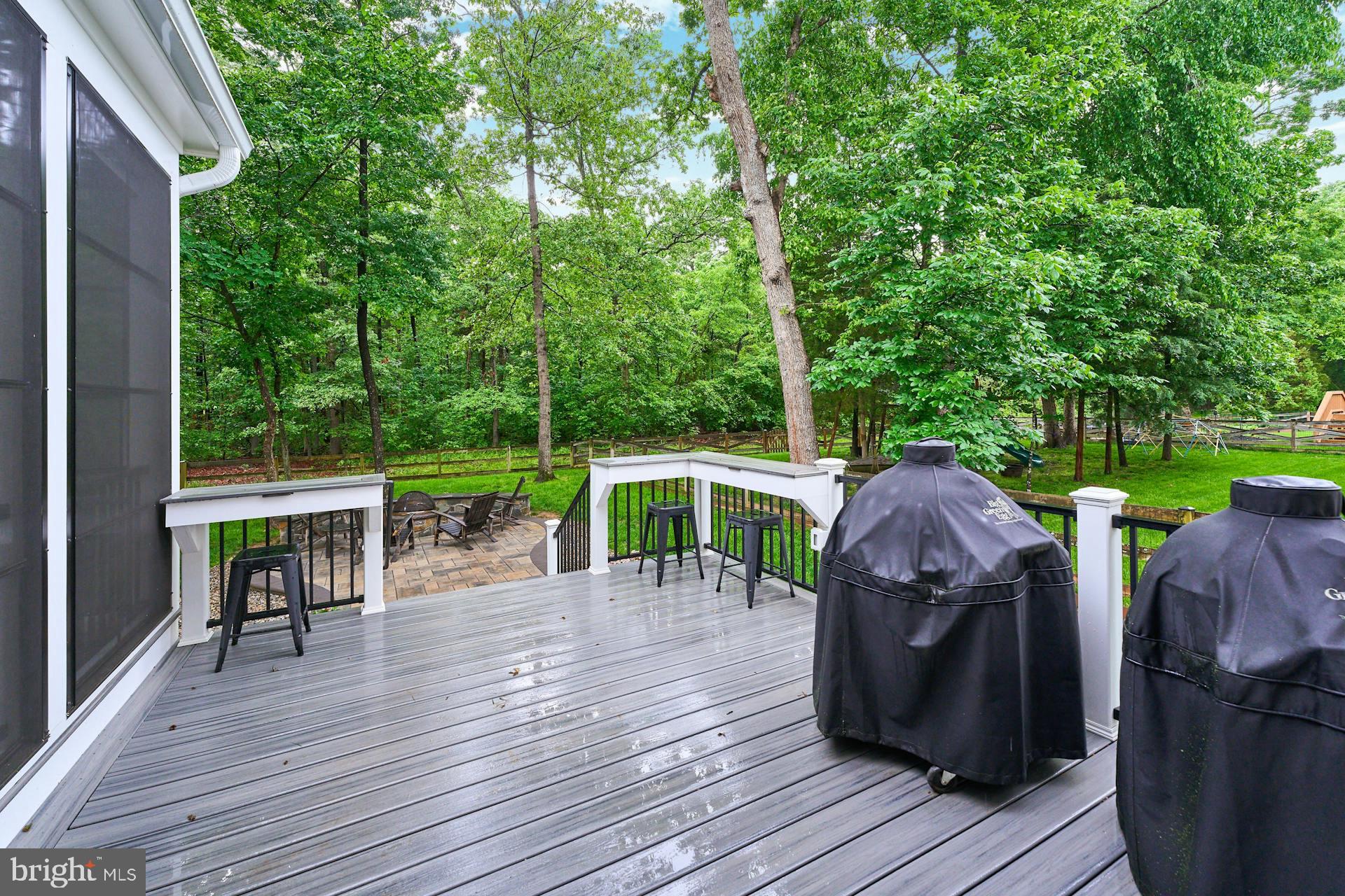 PEMBROOKE - Residential