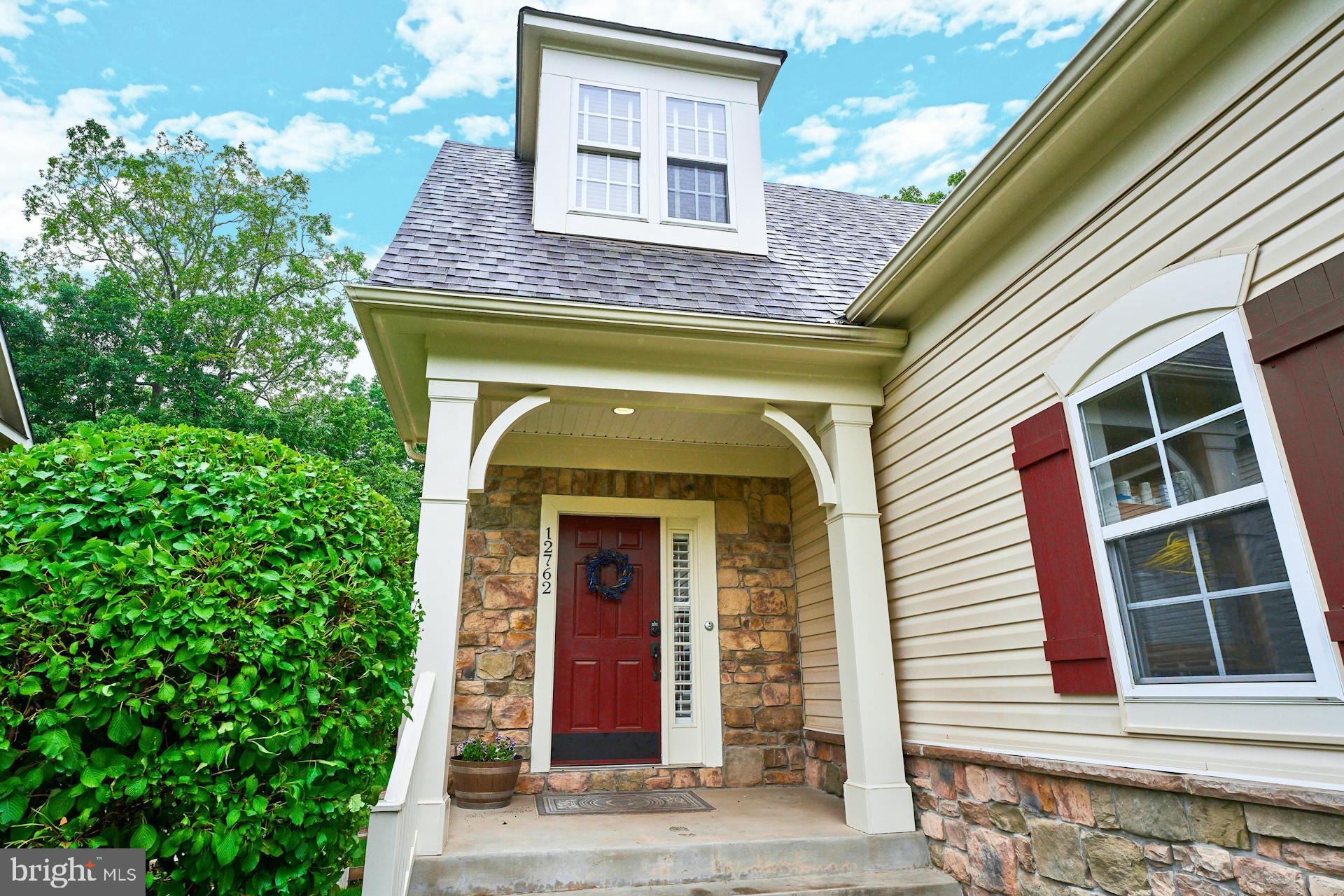 PEMBROOKE - Residential