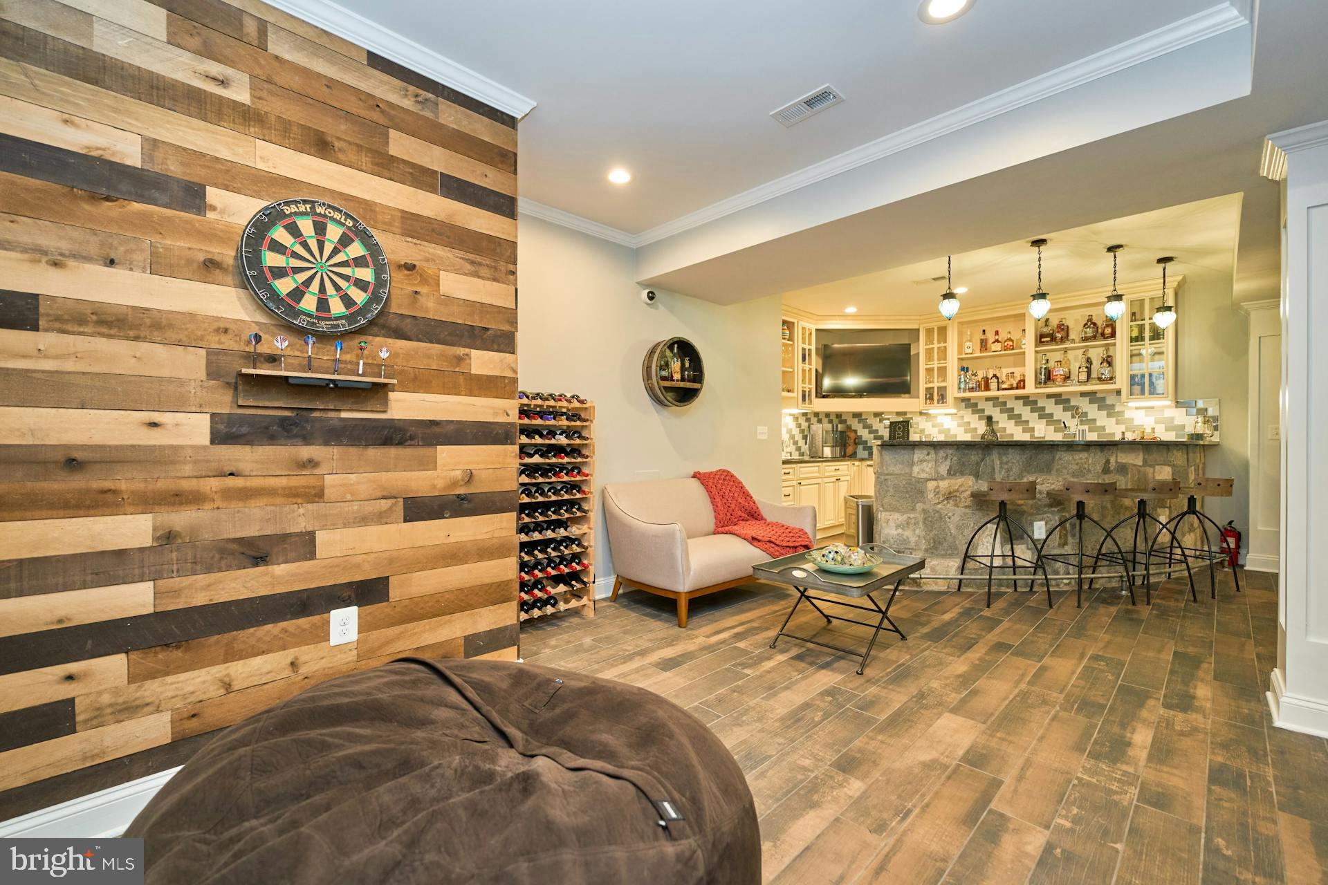 PEMBROOKE - Residential