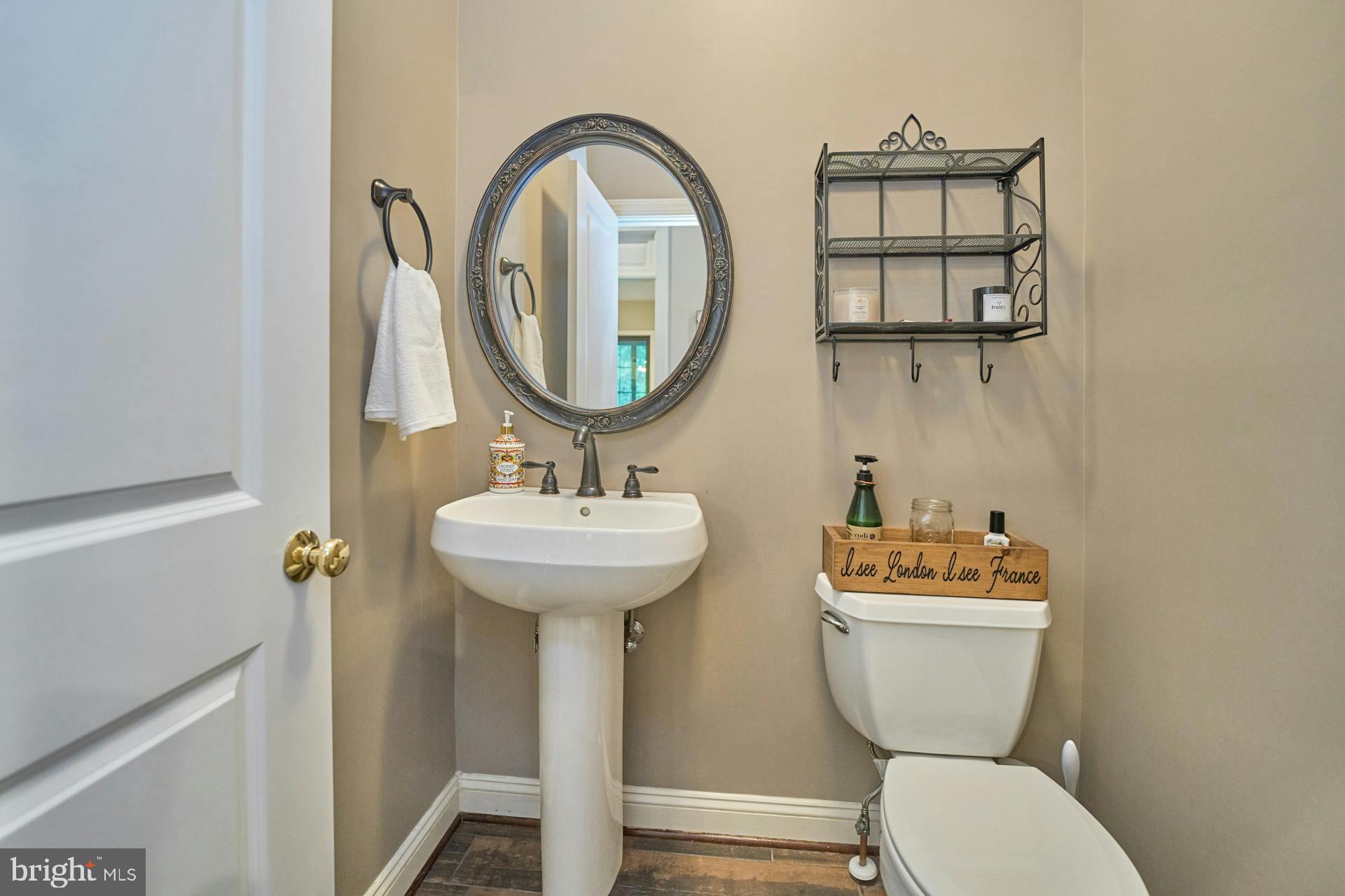 PEMBROOKE - Residential