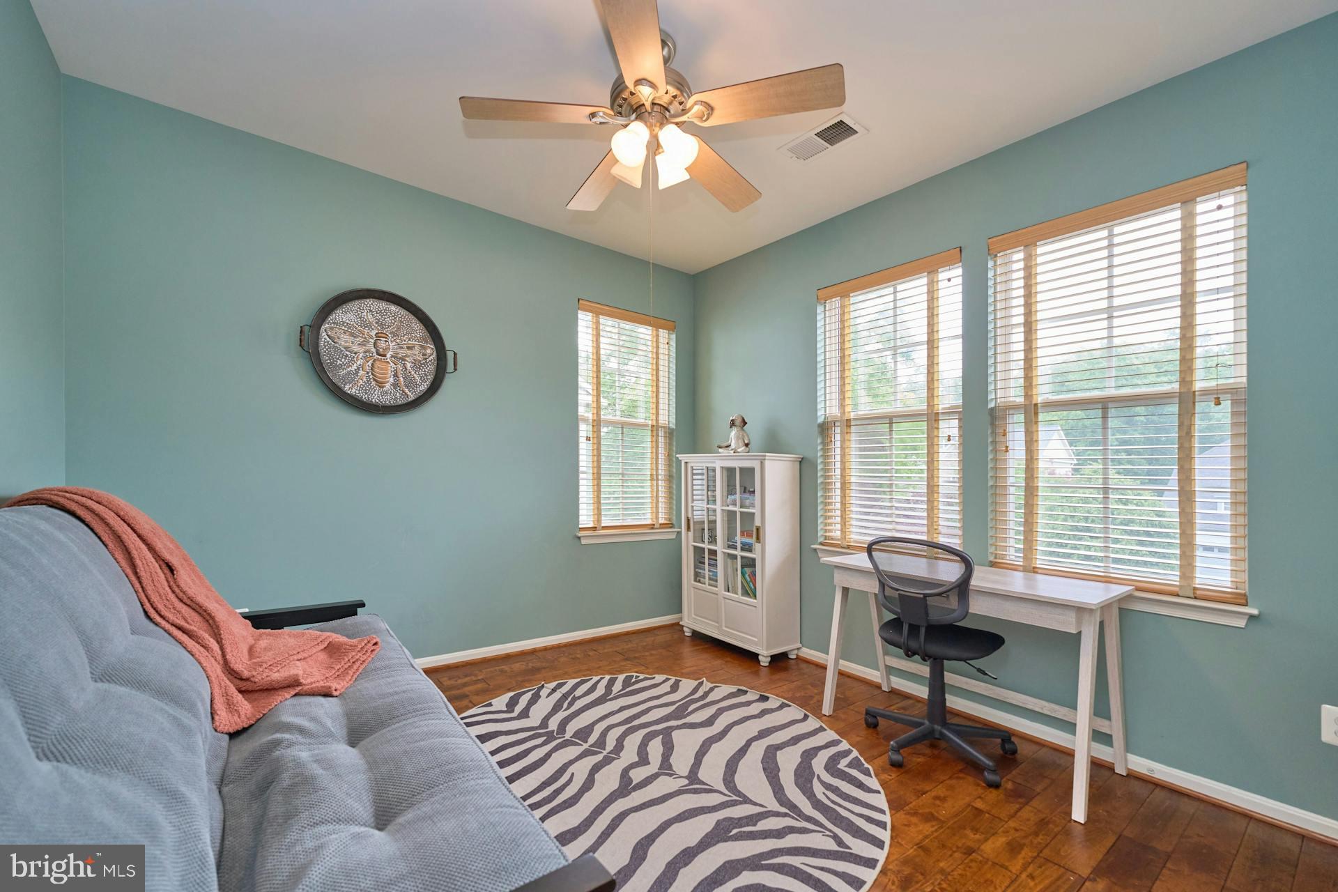 PEMBROOKE - Residential