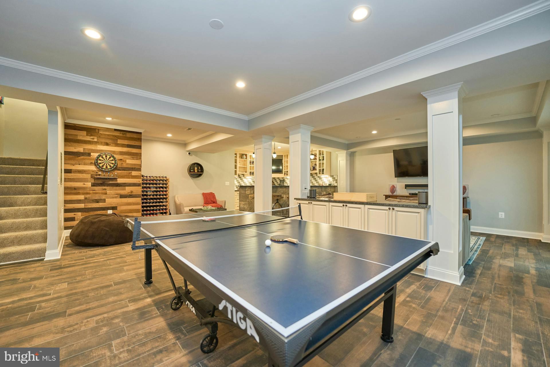 PEMBROOKE - Residential