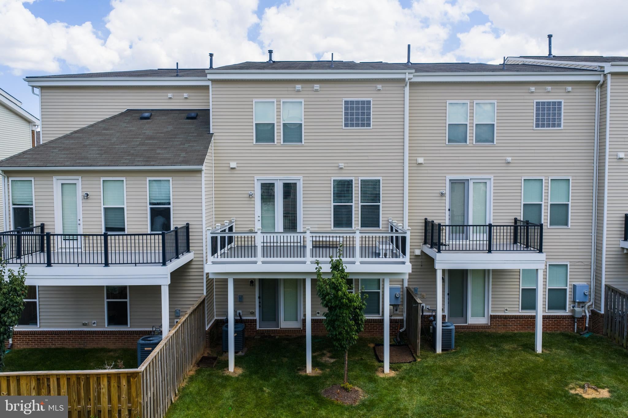 23491 EPPERSON SQUARE