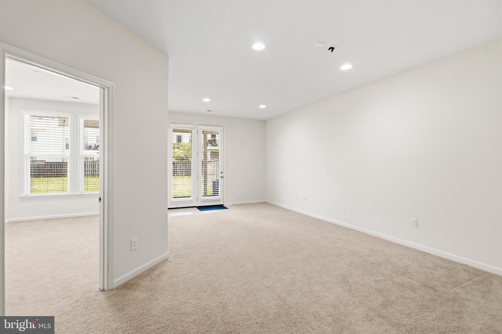23491 EPPERSON SQUARE