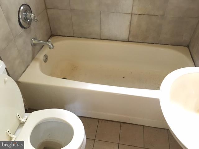 NORTH BARNABY - Residential