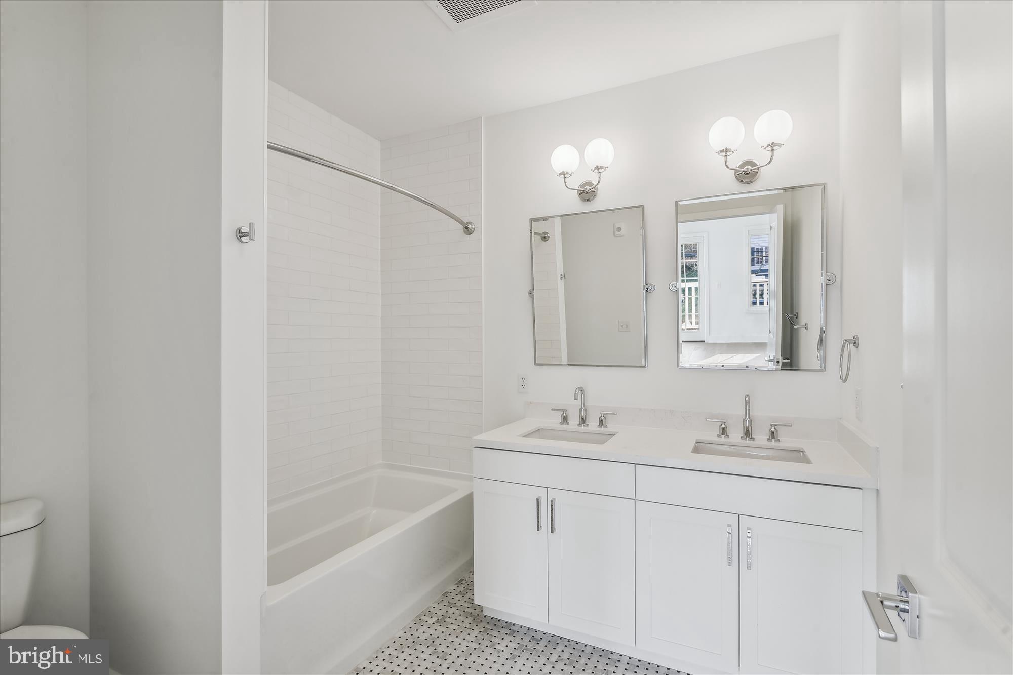 WEST ANNAPOLIS - Residential Lease