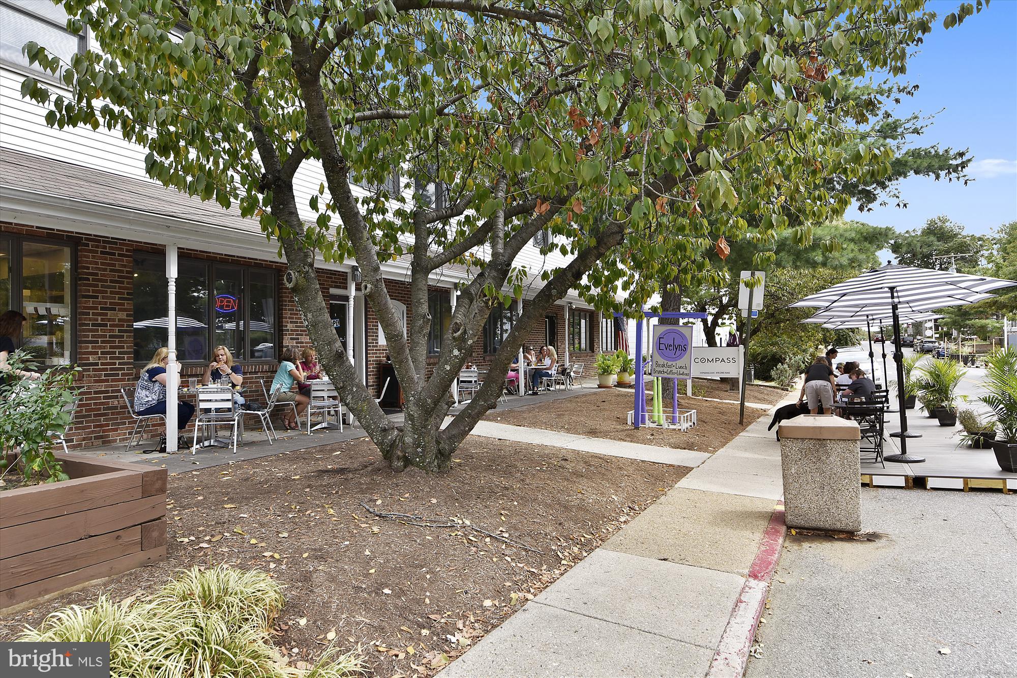 WEST ANNAPOLIS - Residential Lease