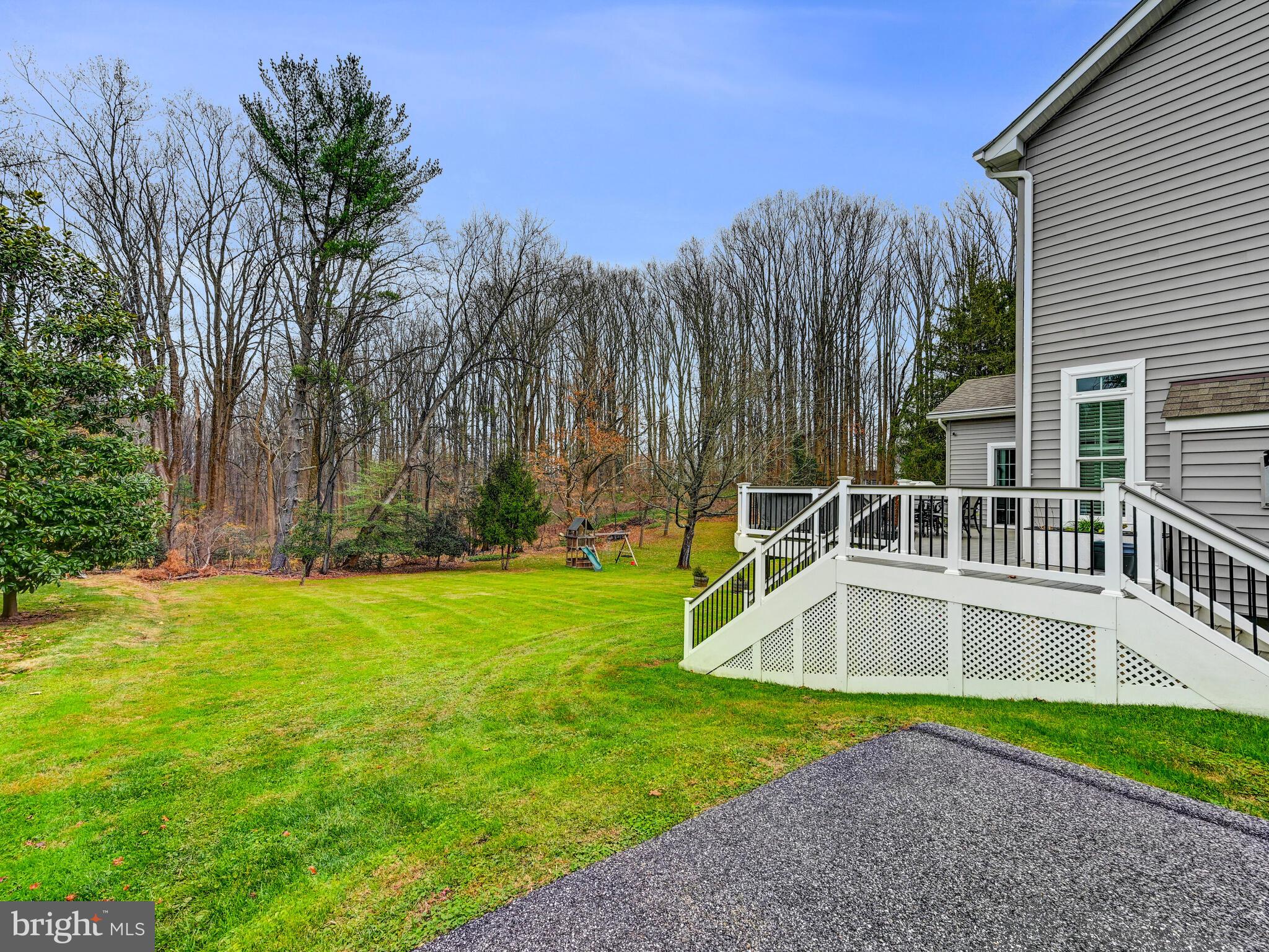 MANOR WOODS - Residential